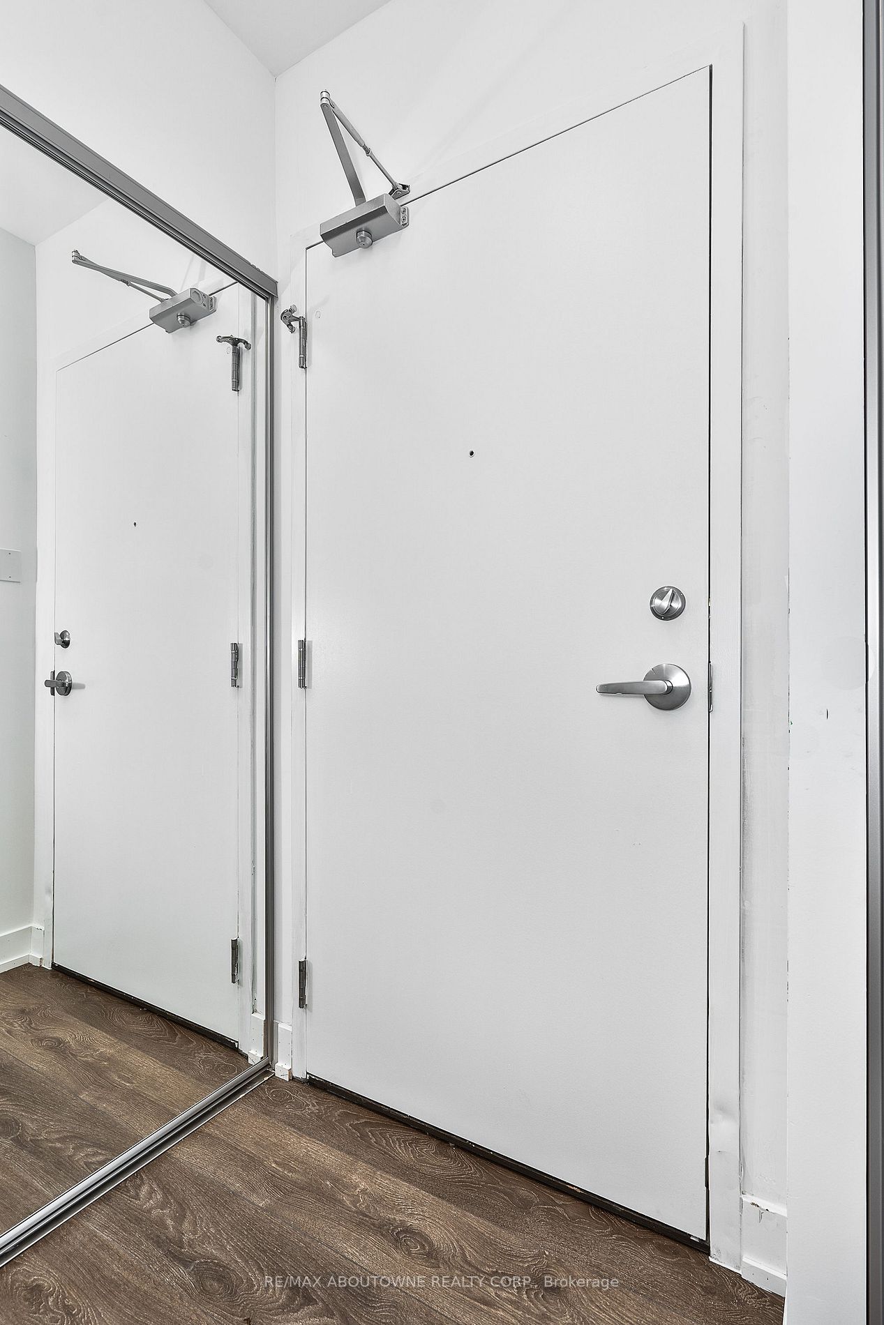297 Oak Walk Dr, #1903