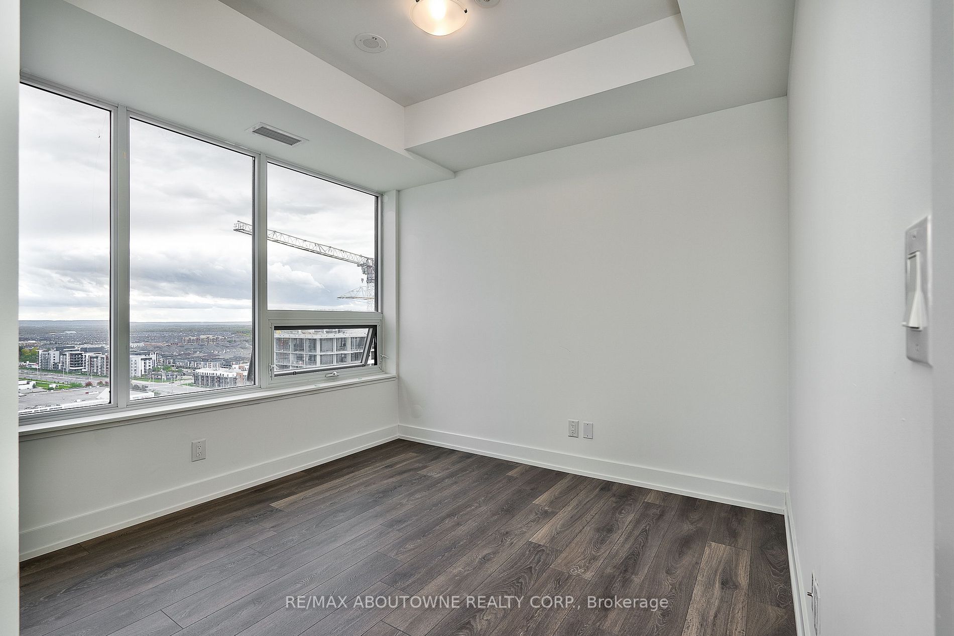297 Oak Walk Dr, #1903