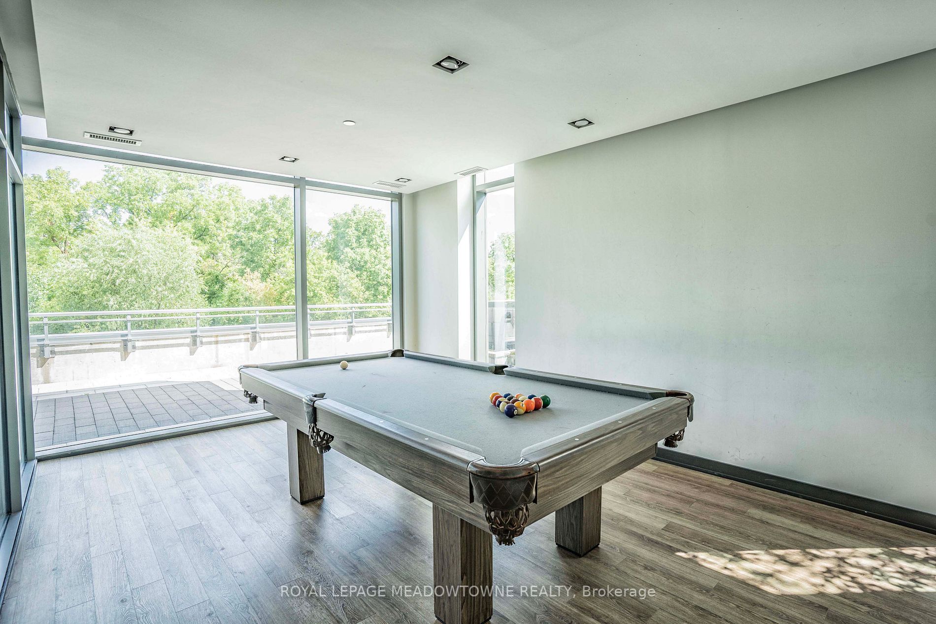 5240 Dundas St, #B605