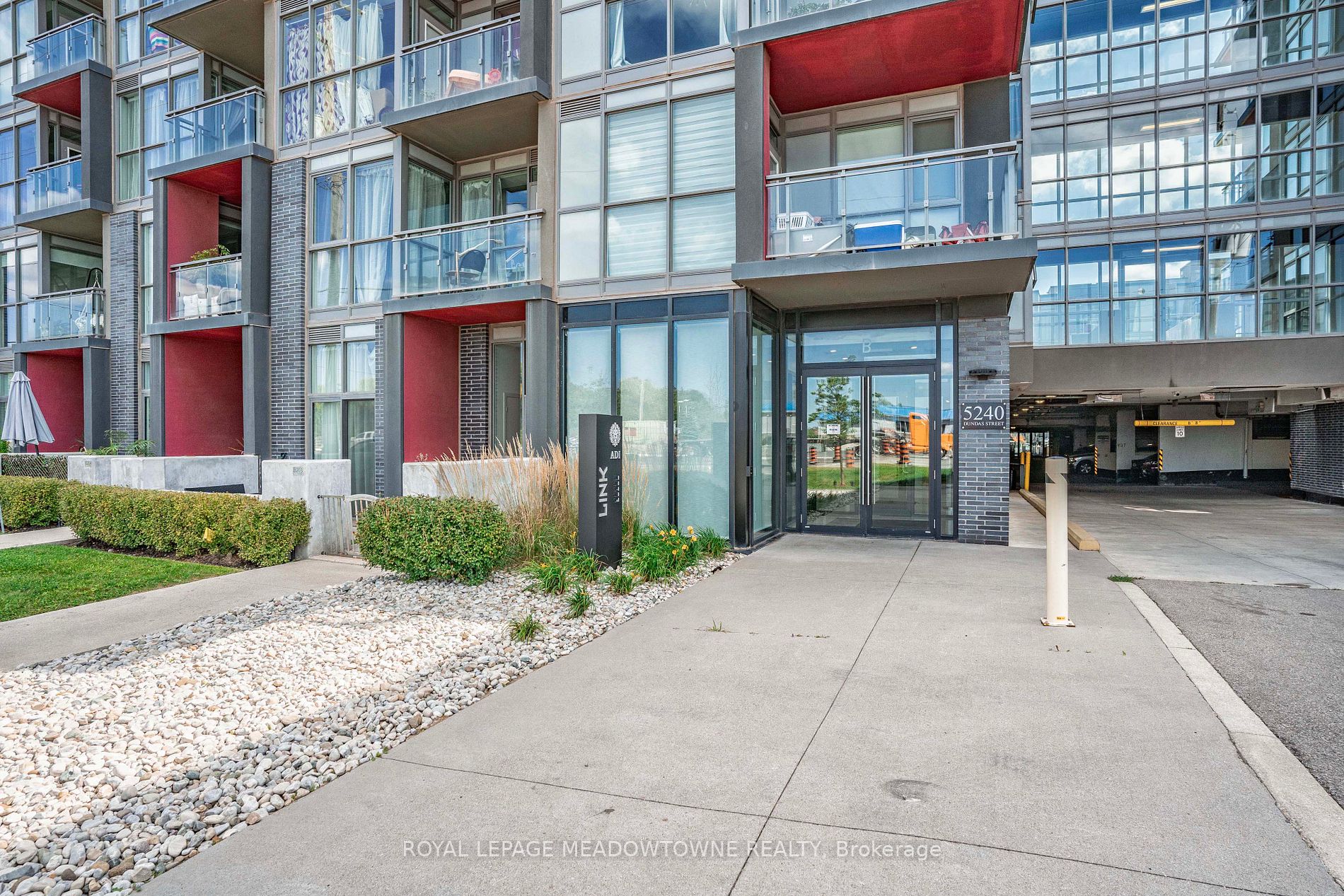 5240 Dundas St, #B605