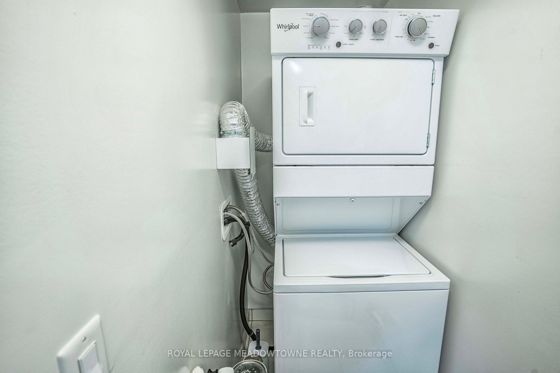 5240 Dundas St, #B605