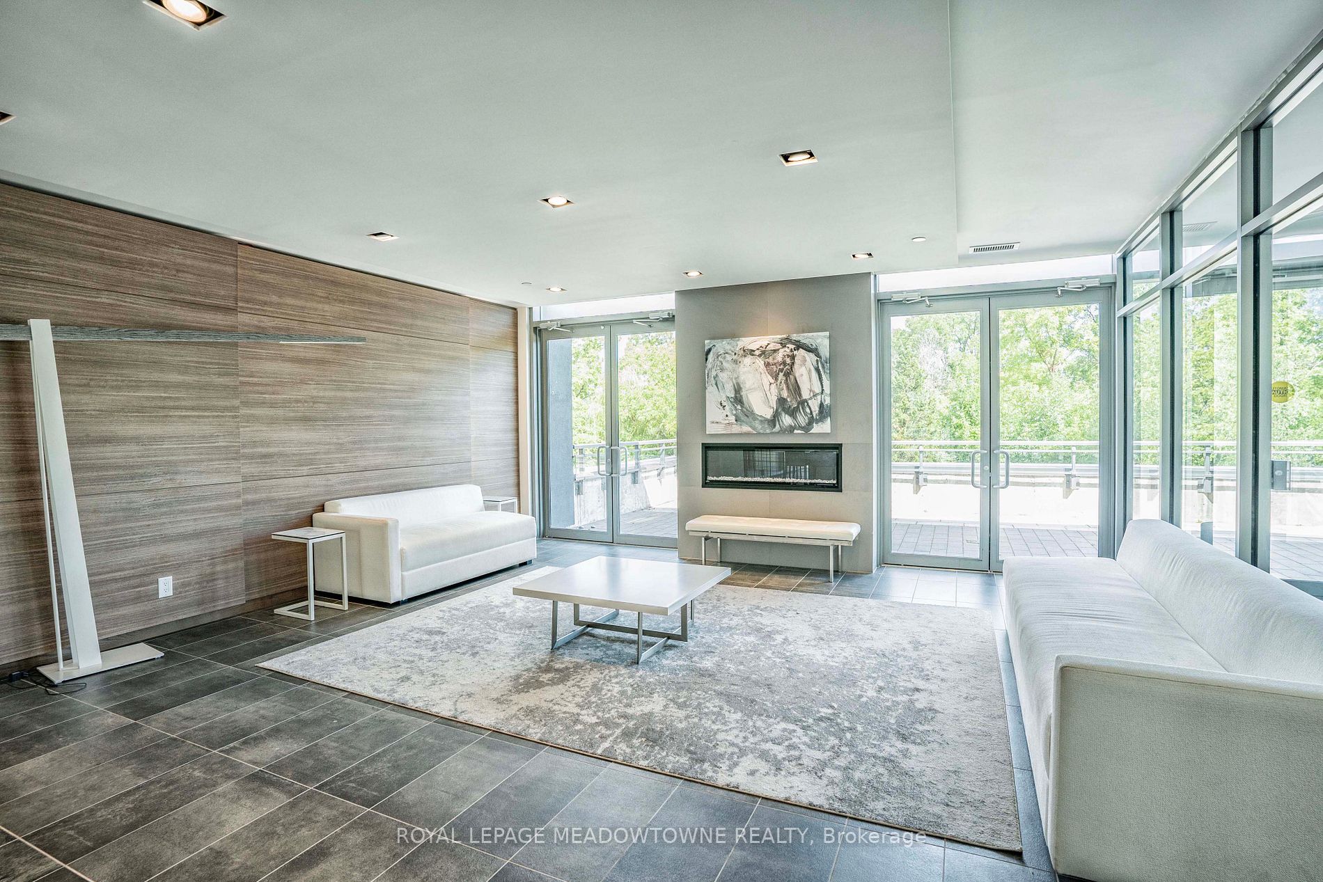 5240 Dundas St, #B605