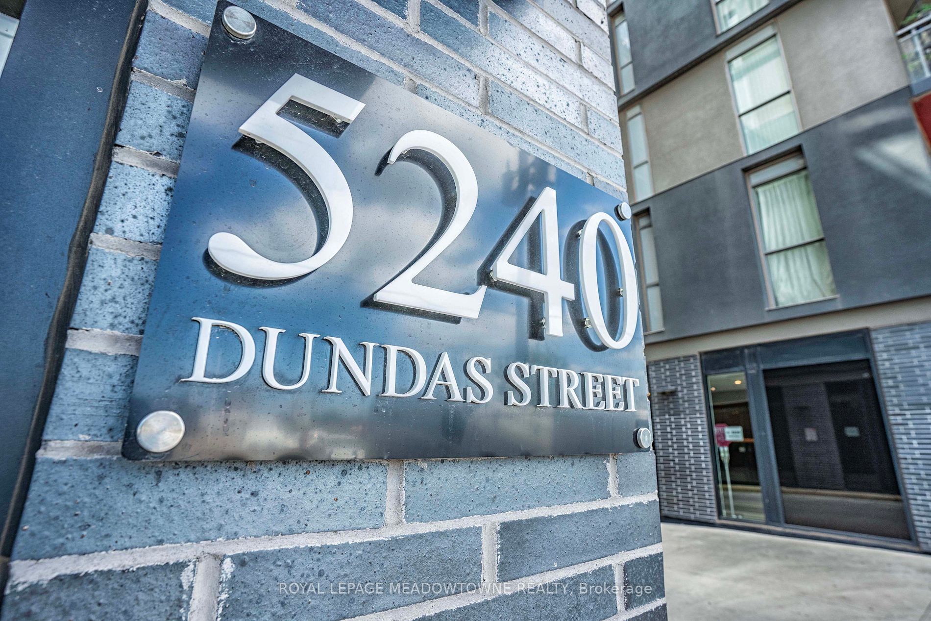 5240 Dundas St, #B605