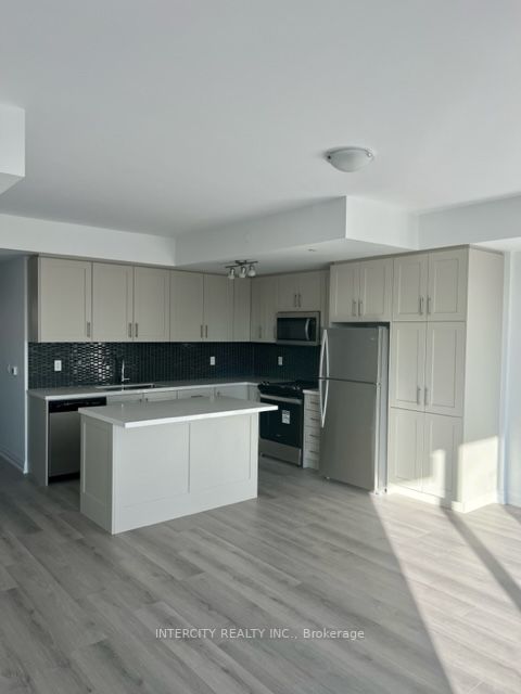 65 Attmar Dr, #150