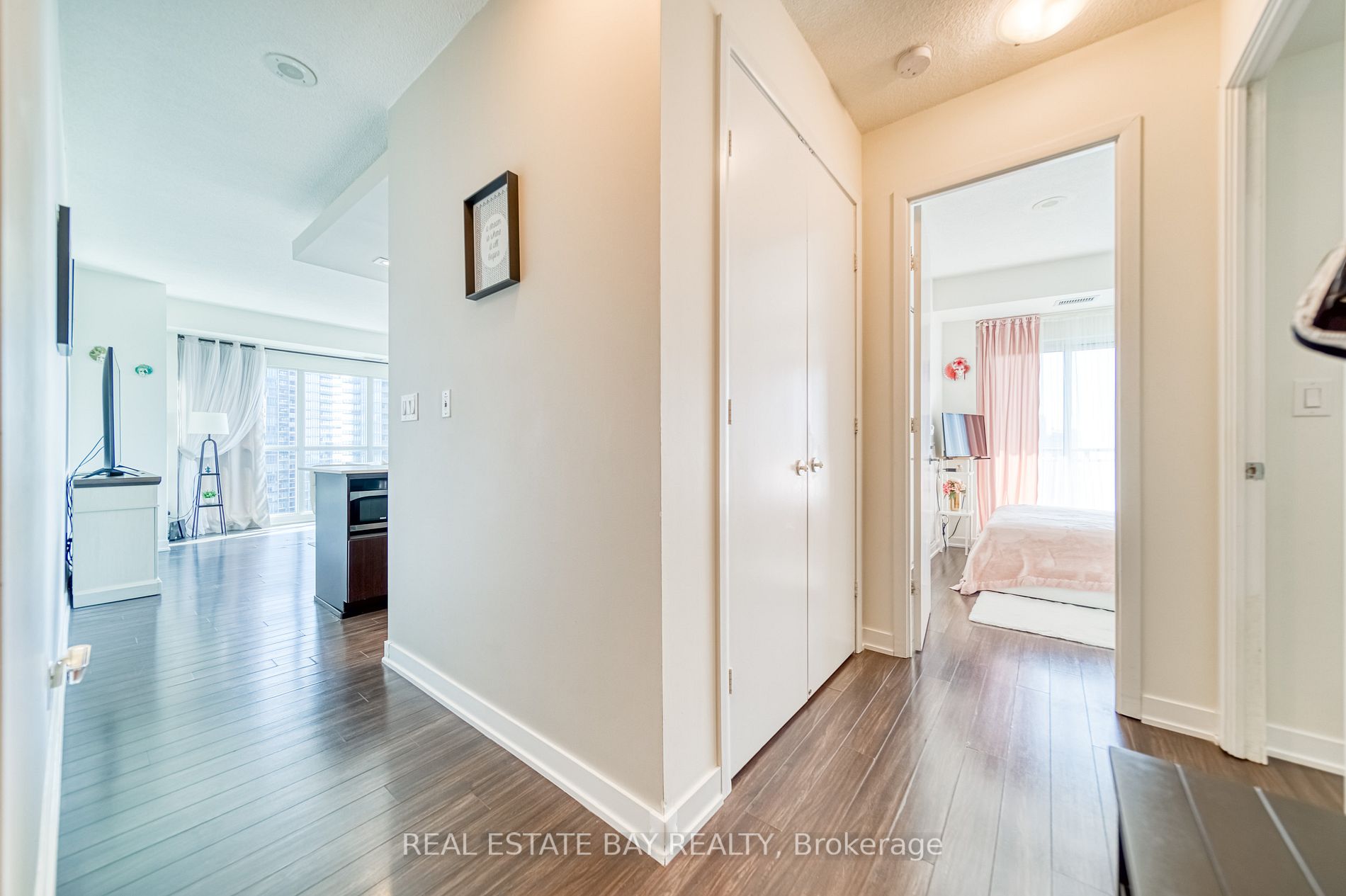 165 Legion Road N, #1426