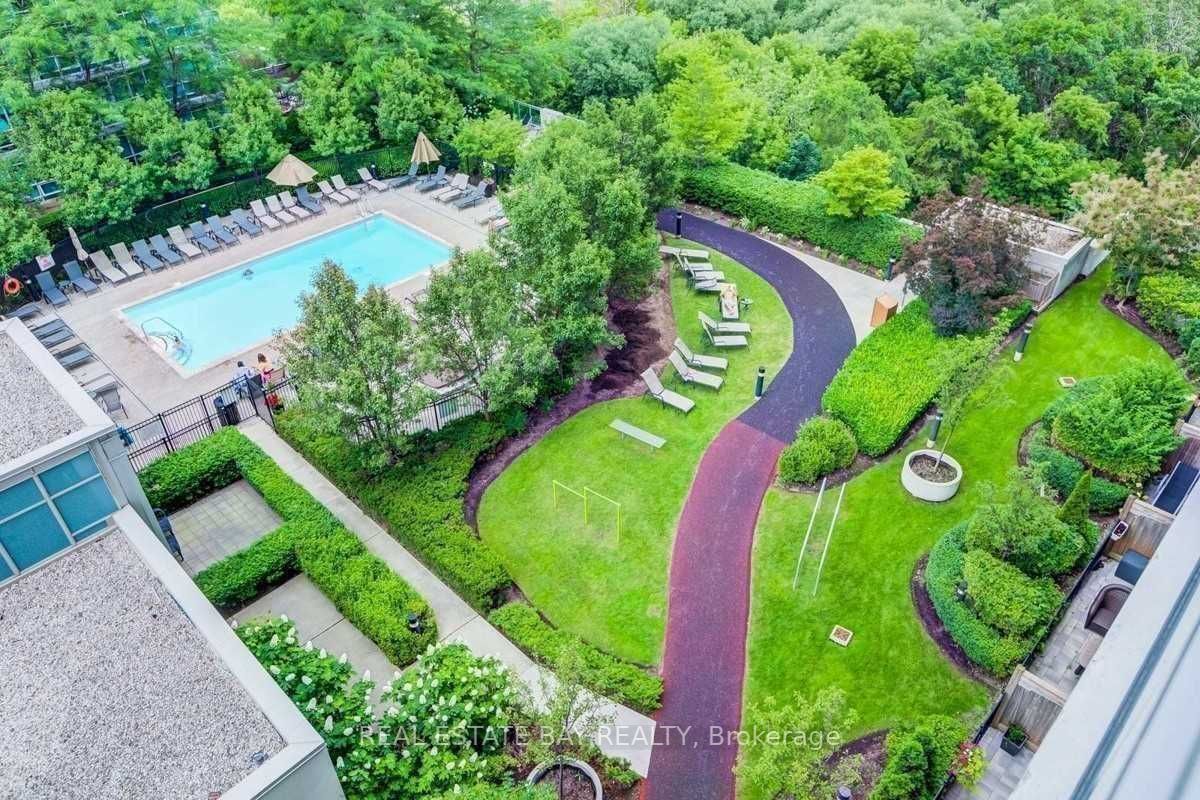 165 Legion Road N, #1426