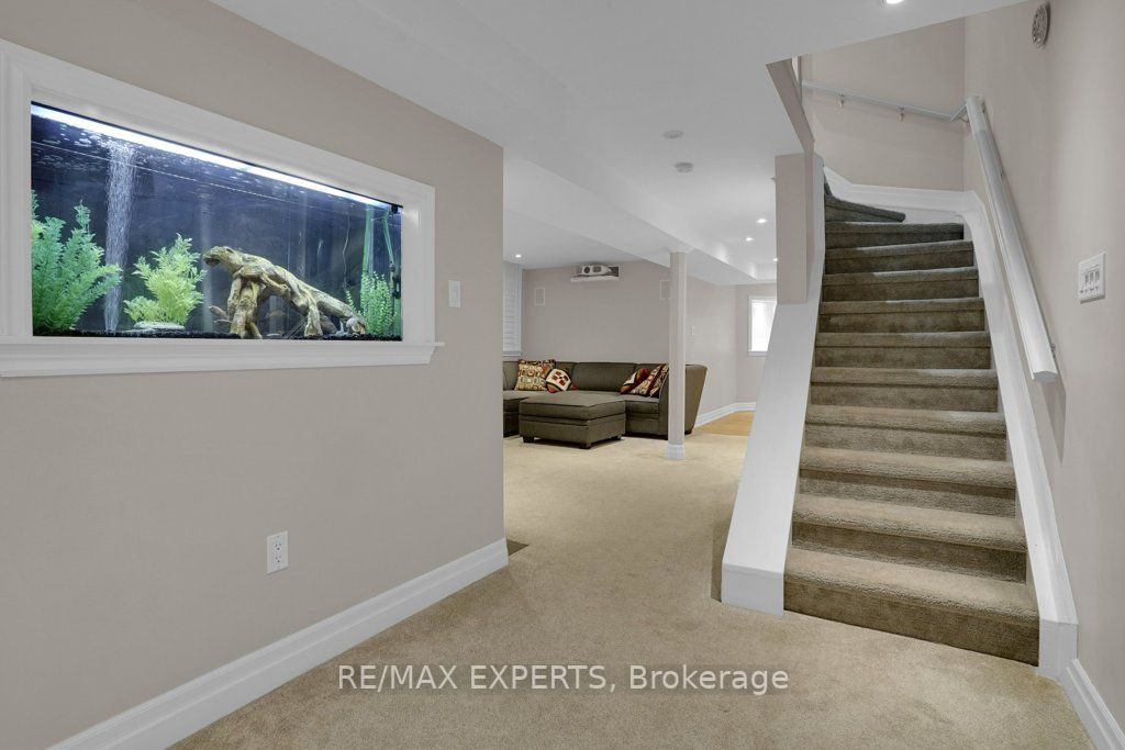 15338 Argyll Road