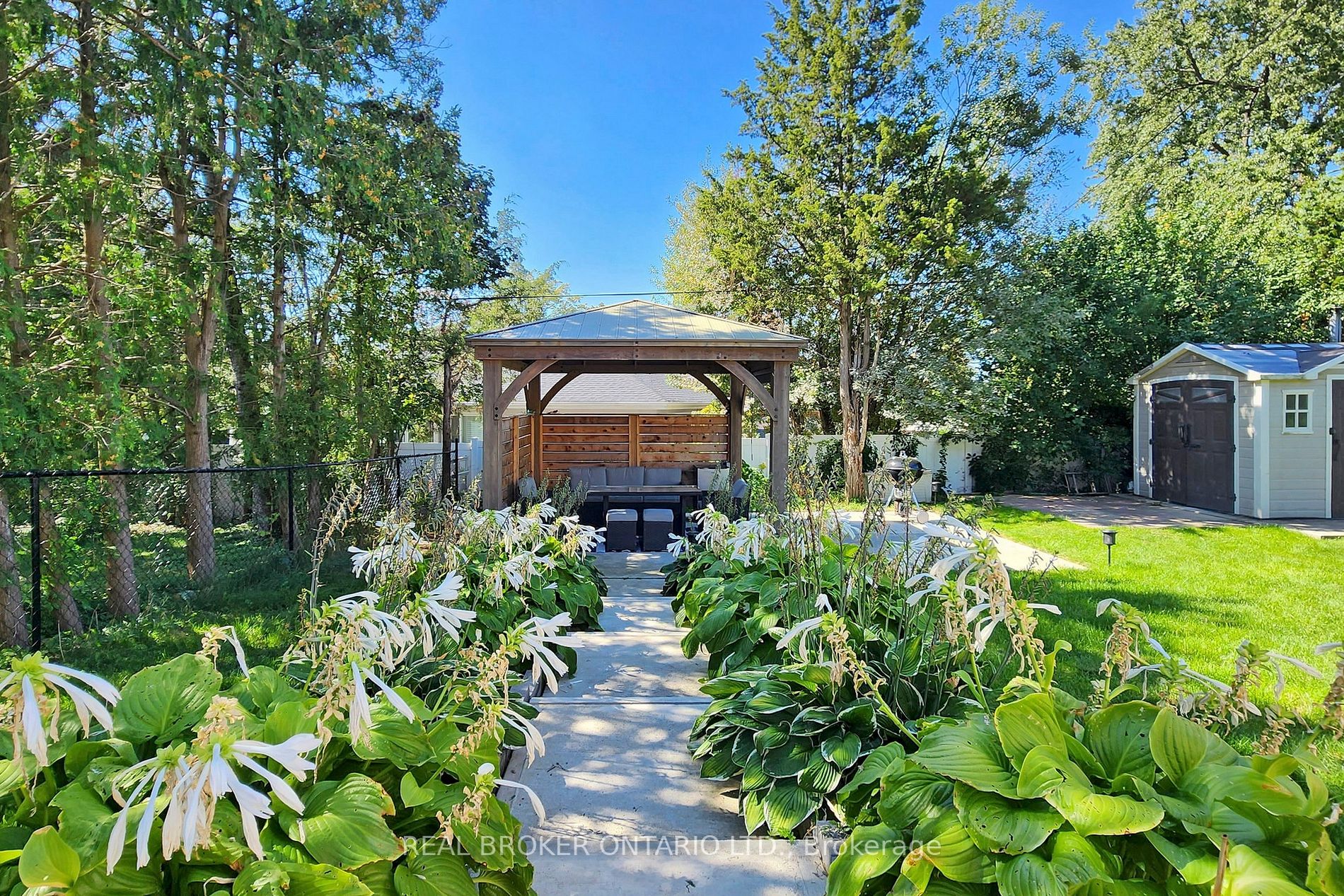 6 Antioch Drive