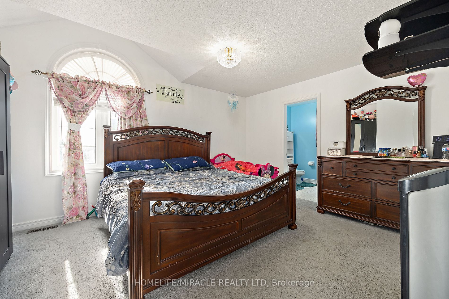 31 Game Creek Cres