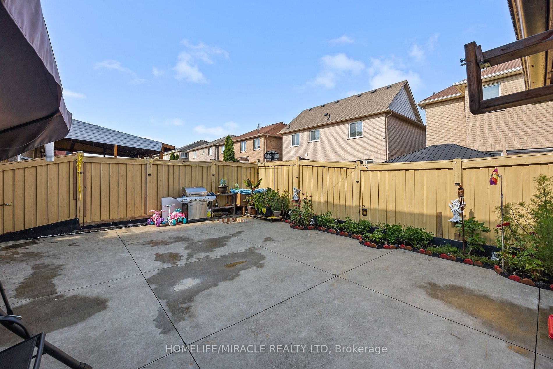 31 Game Creek Cres