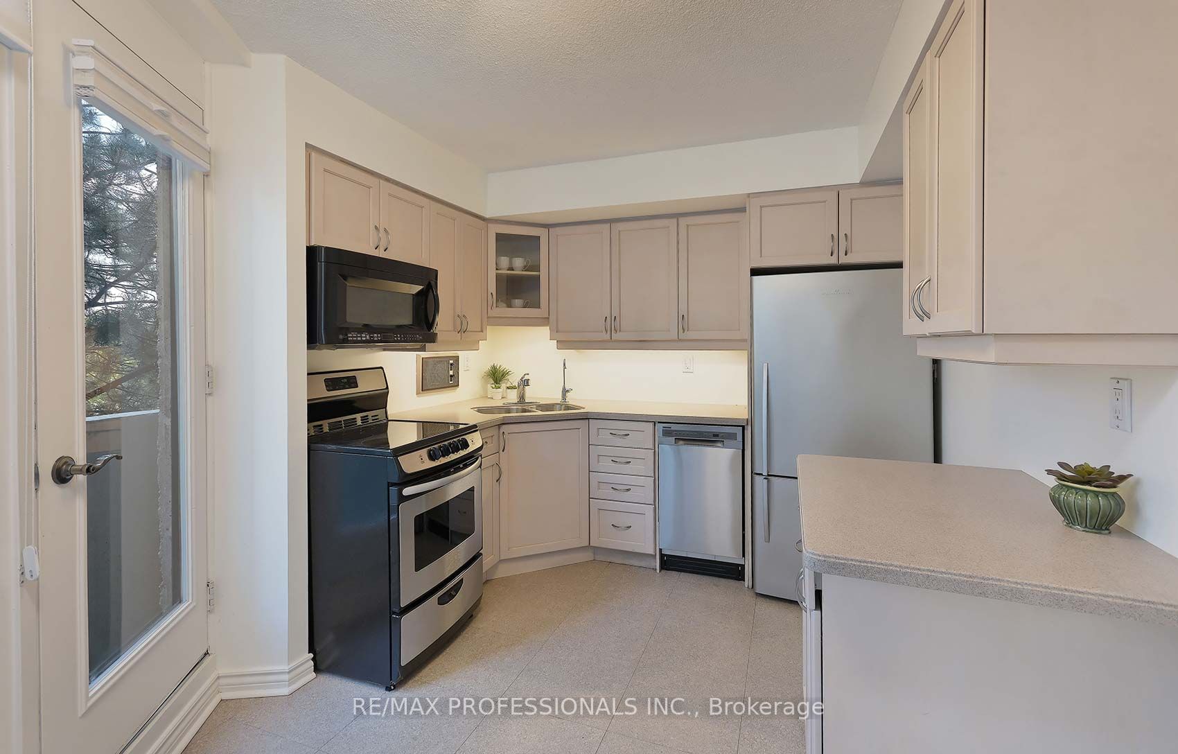 288 Mill Rd, #A26