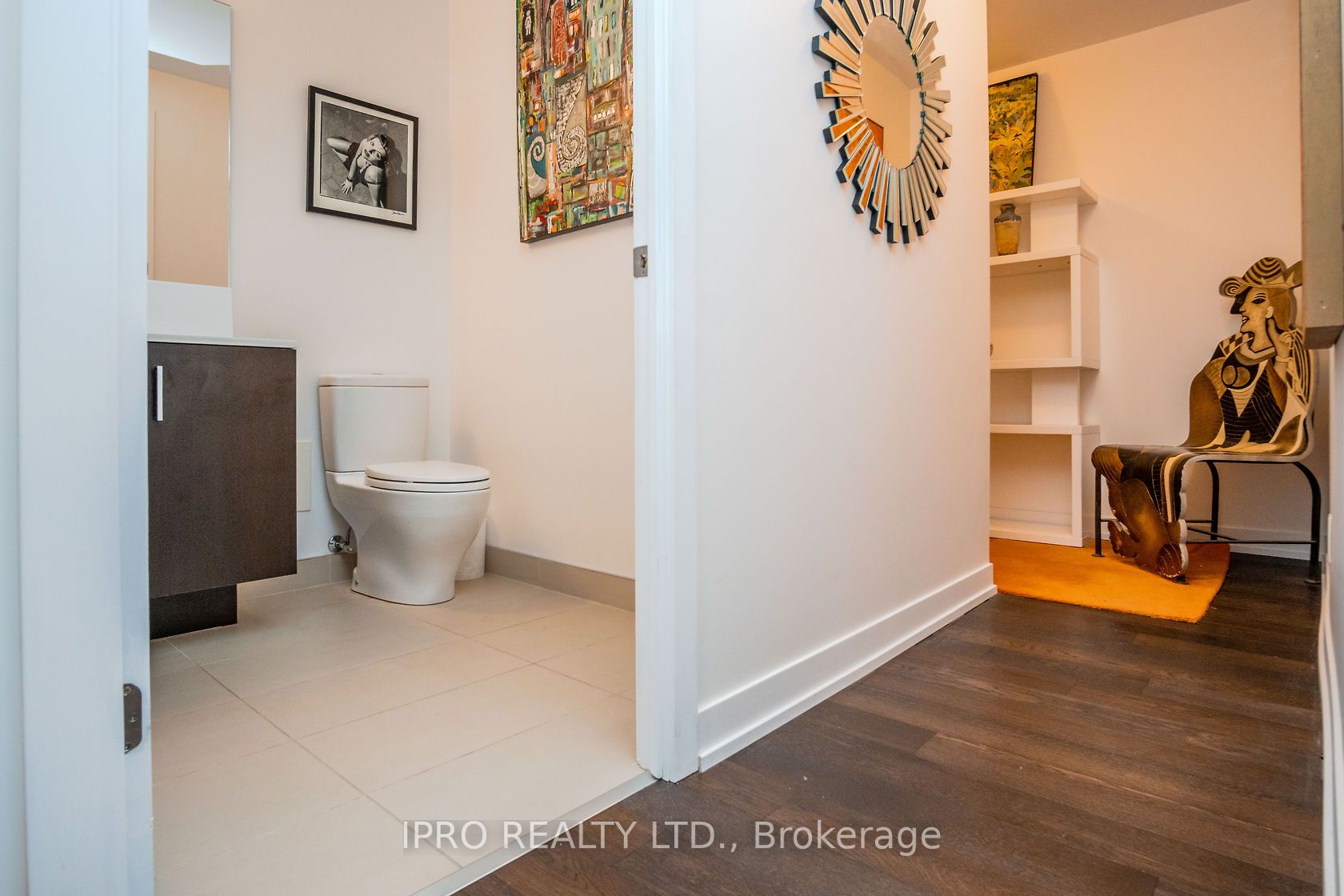 36 Howard Park Ave, #303