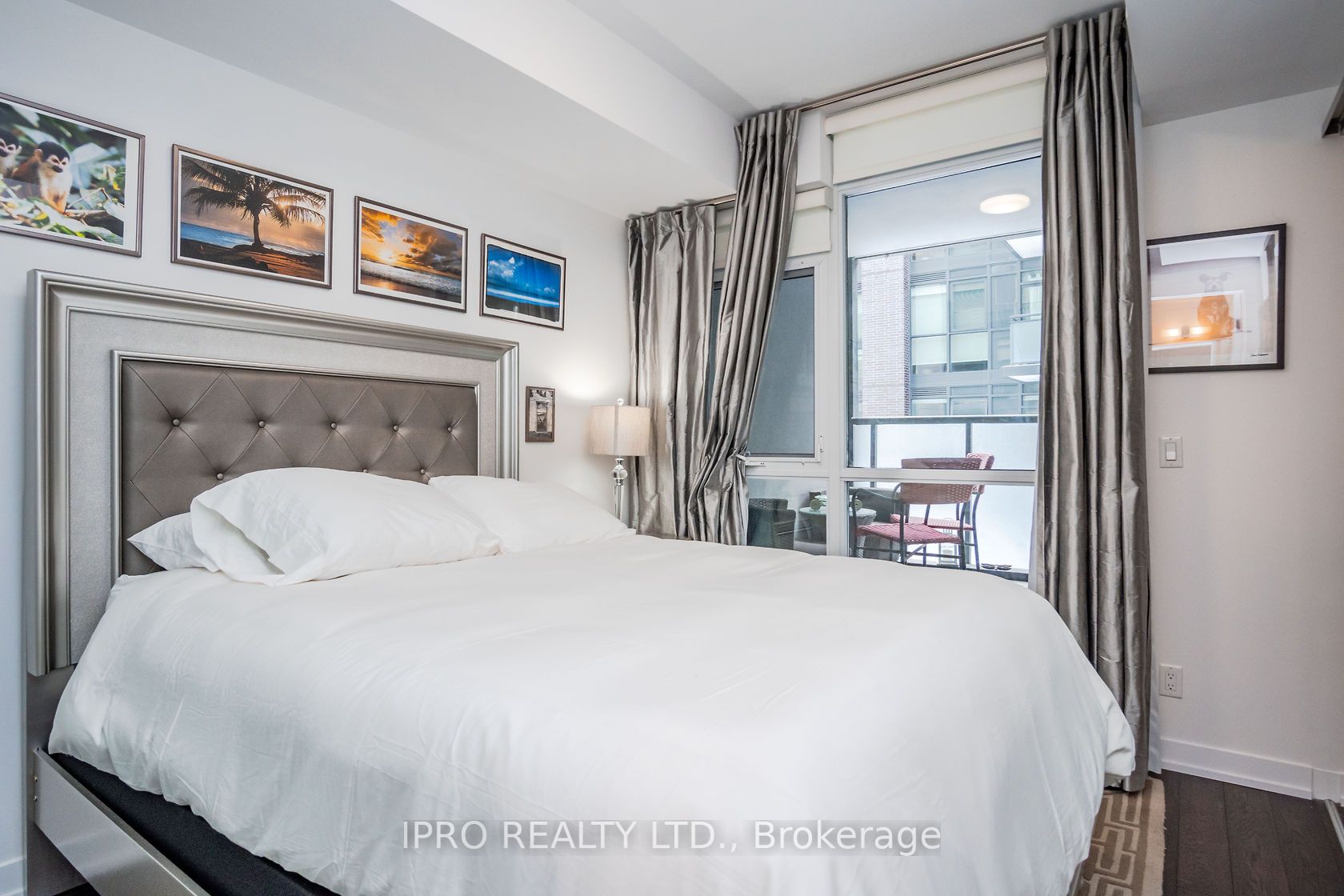 36 Howard Park Ave, #303