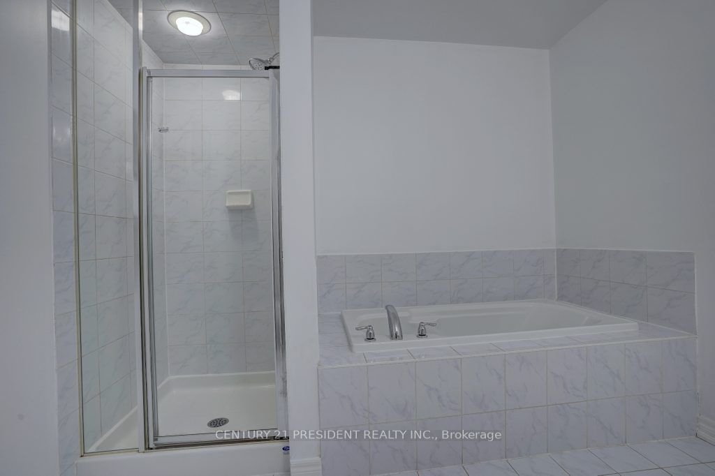 35 Saint Dennis Rd