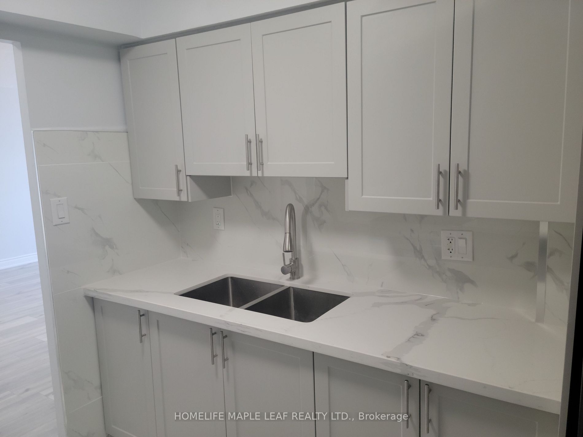 320 Dixon Rd, #903