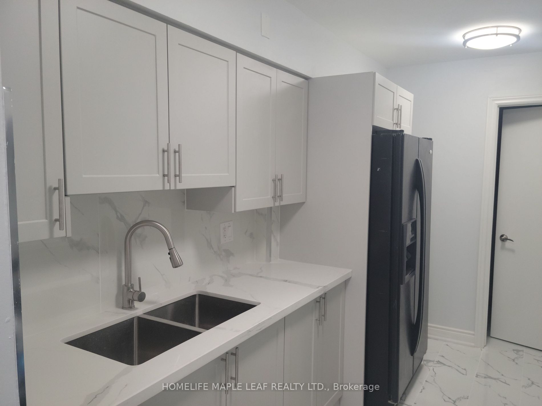 320 Dixon Rd, #903