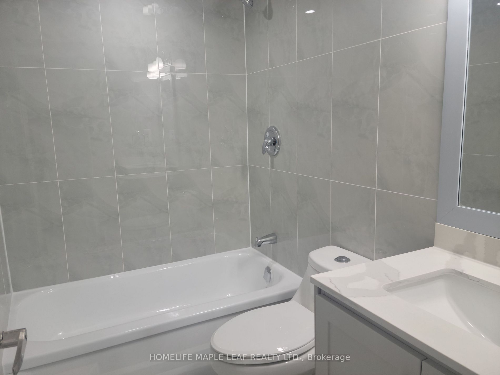 320 Dixon Rd, #903