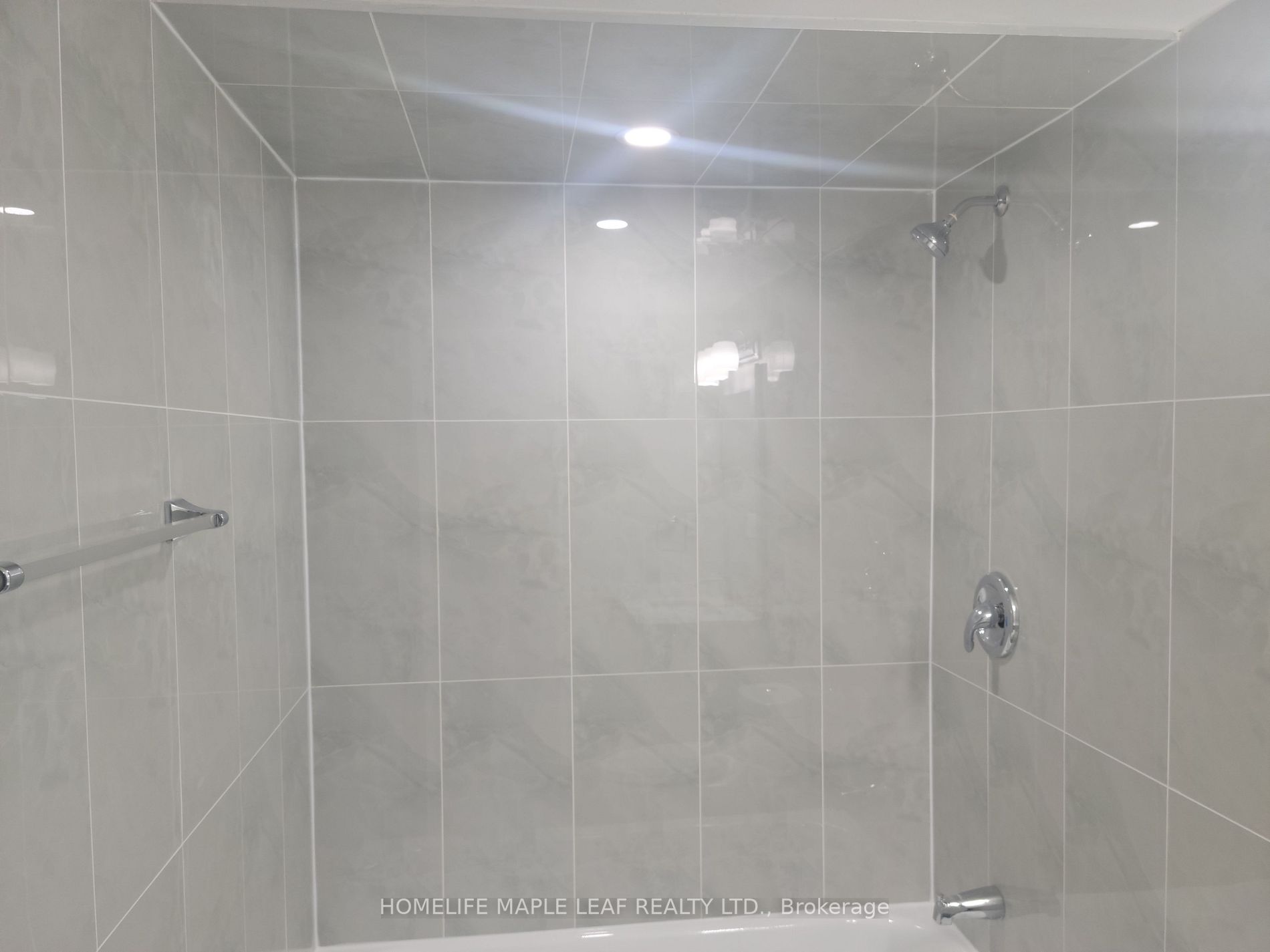320 Dixon Rd, #903