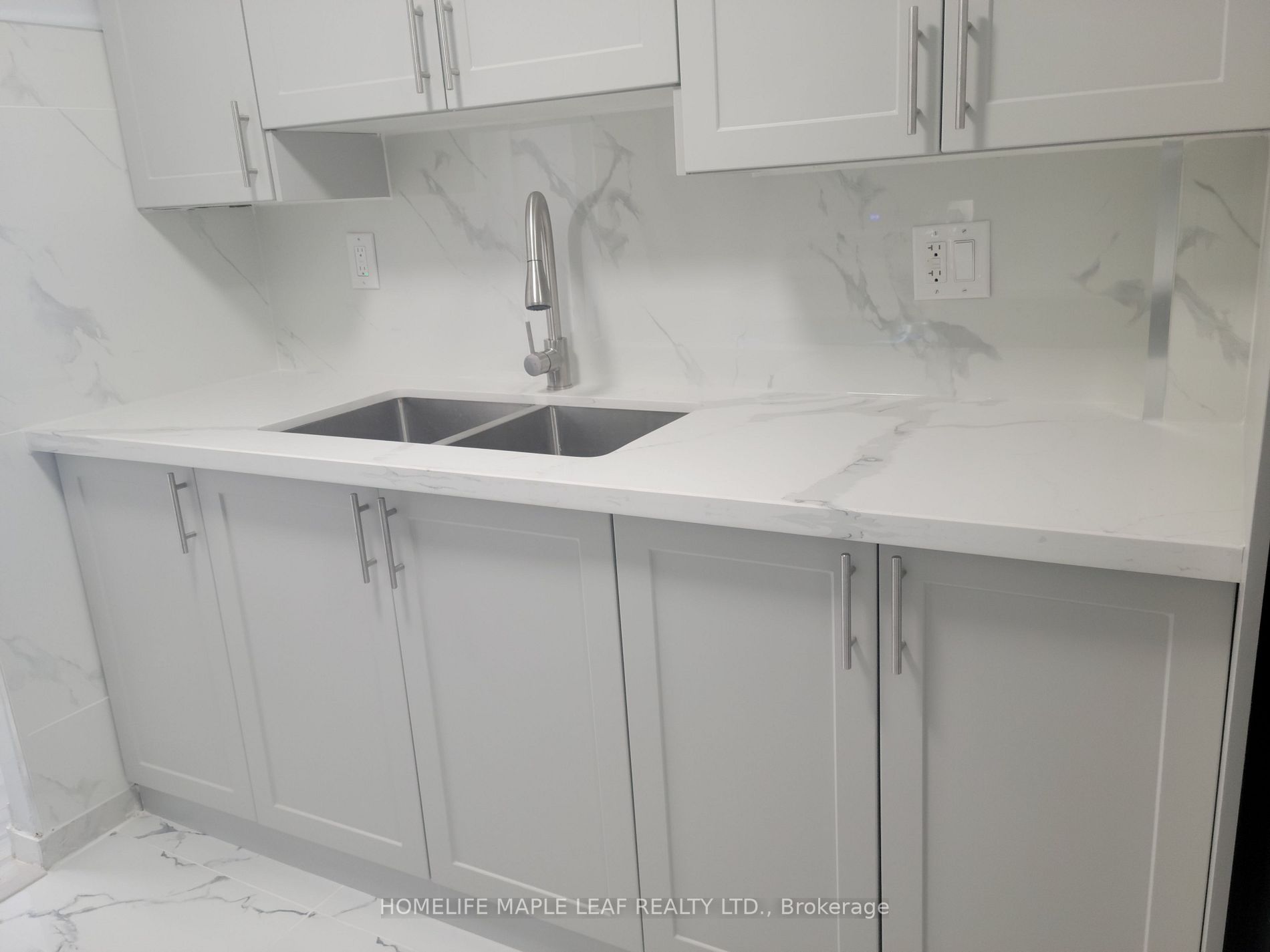 320 Dixon Rd, #903