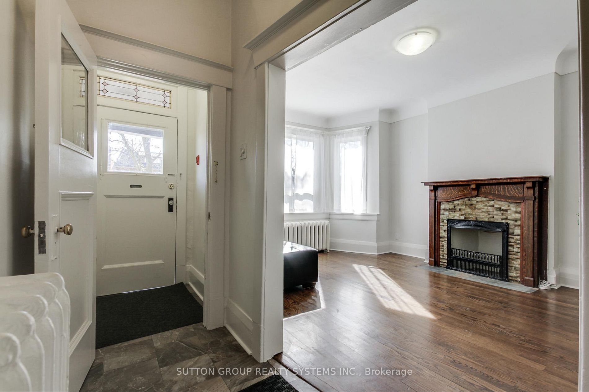328 High Park Ave W