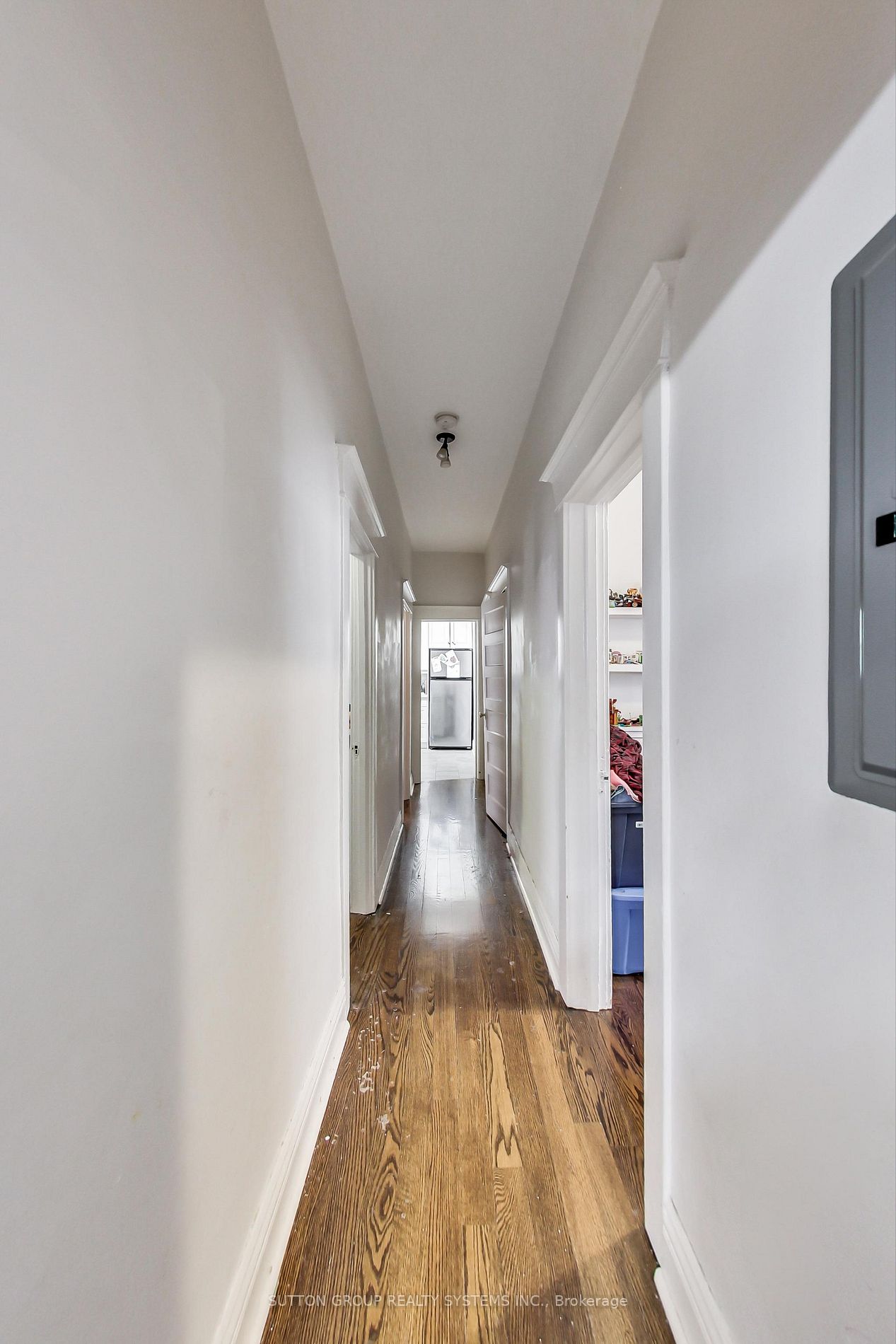 328 High Park Ave W