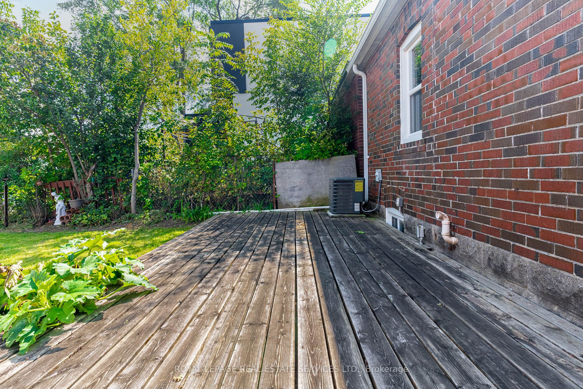 57 Chamberlain Avenue