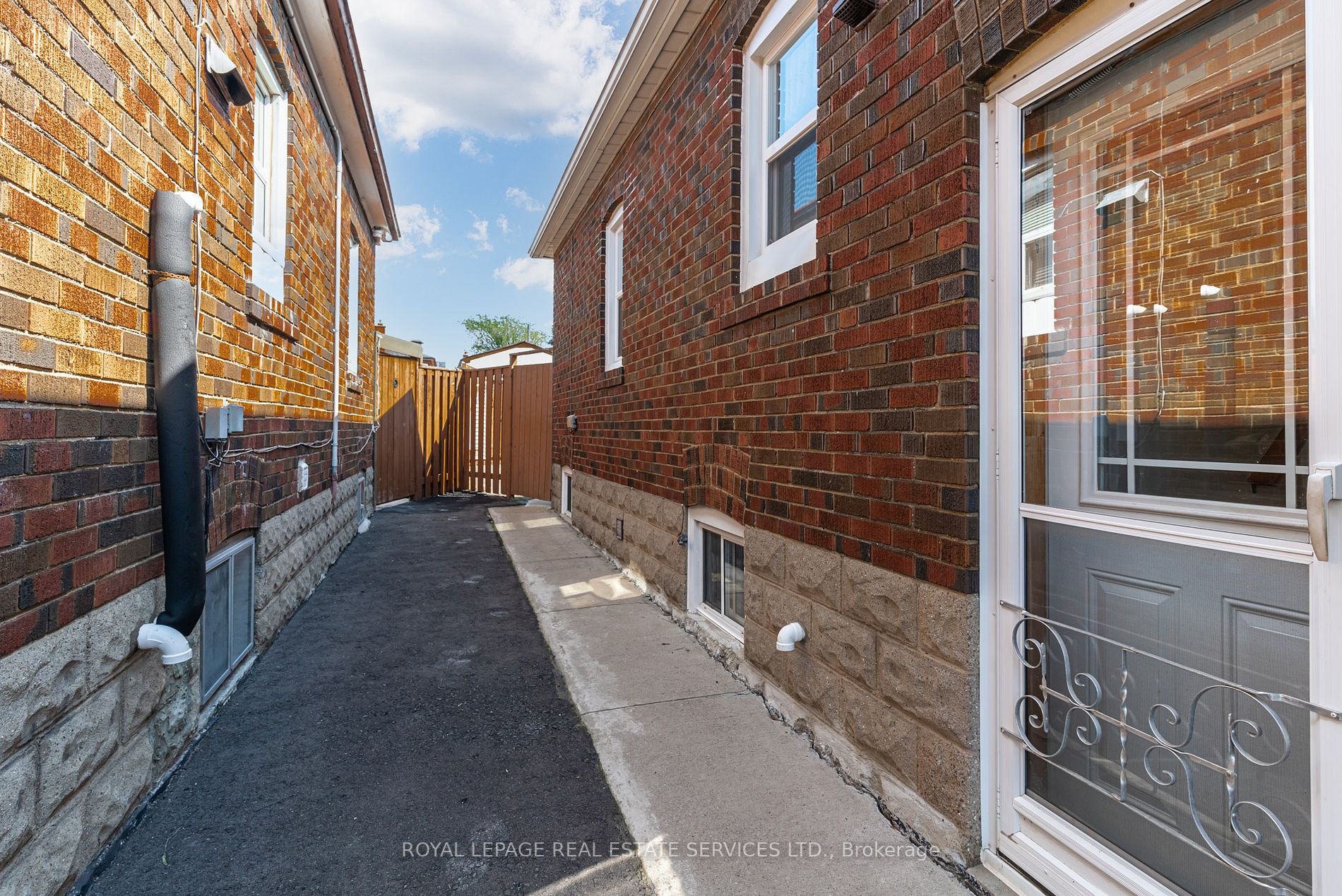 57 Chamberlain Avenue