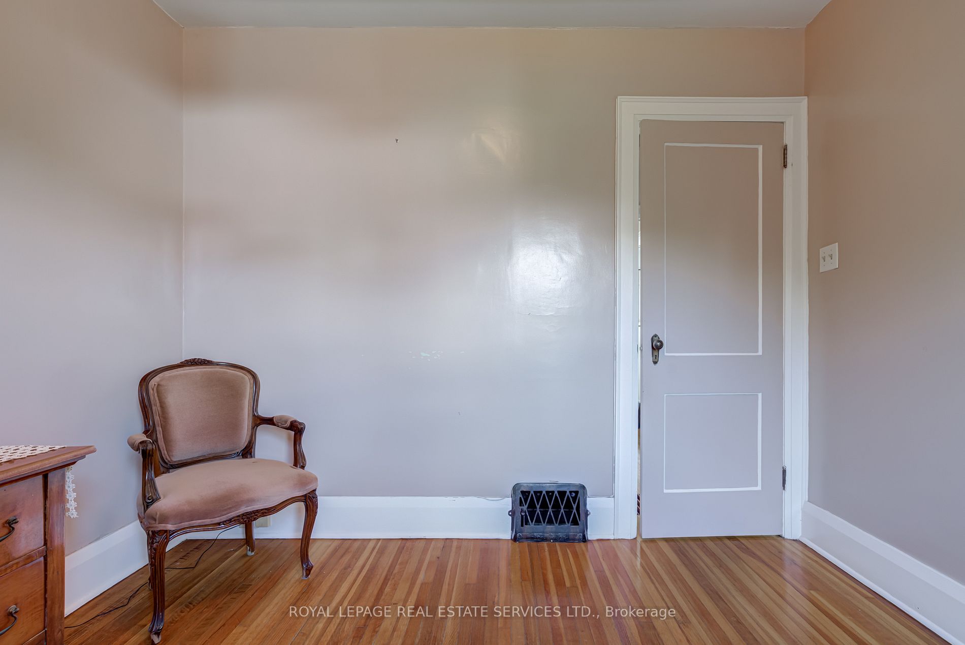 57 Chamberlain Avenue