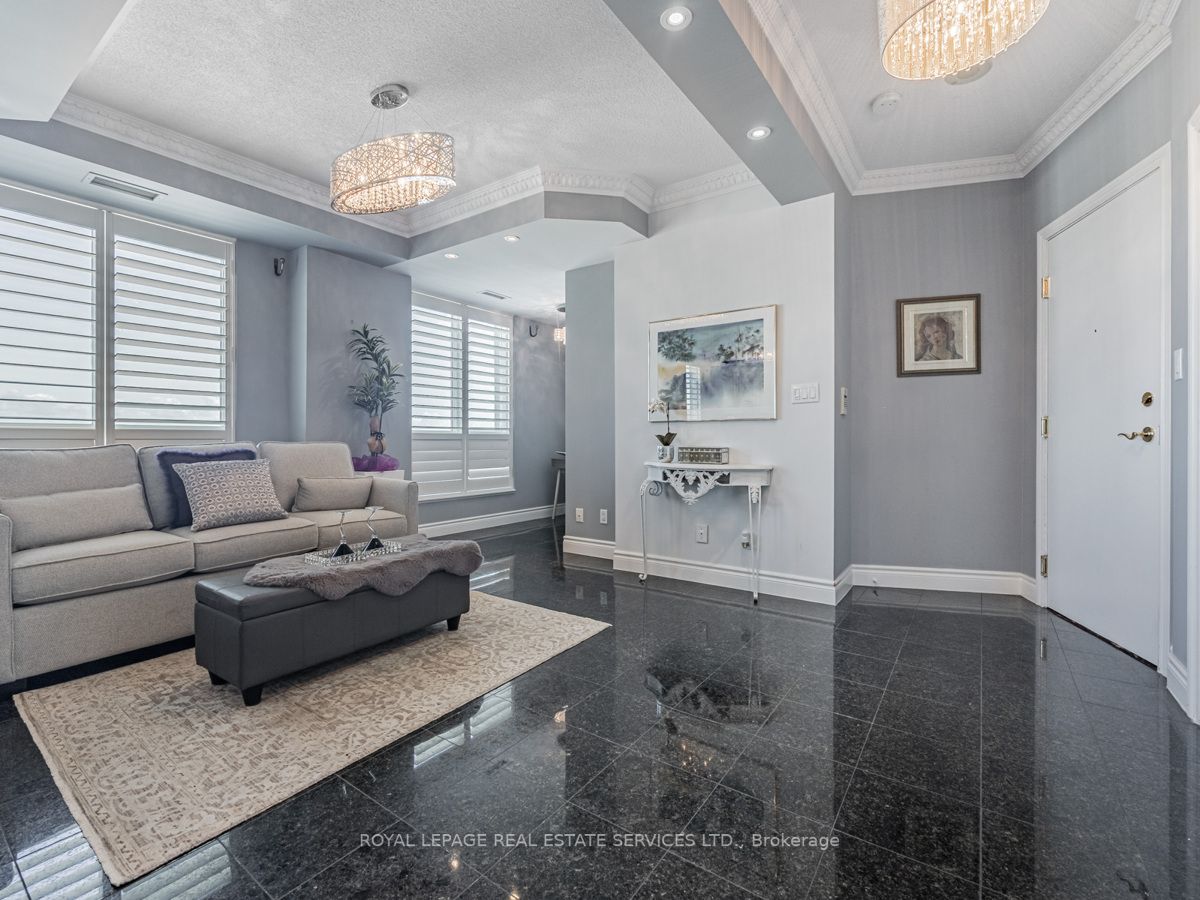 2111 Lake Shore Blvd W, #Lph 8