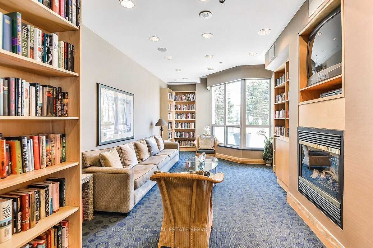 2111 Lake Shore Blvd W, #Lph 8