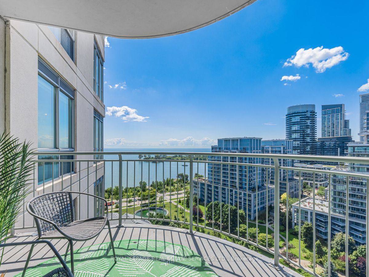 2111 Lake Shore Blvd W, #Lph 8