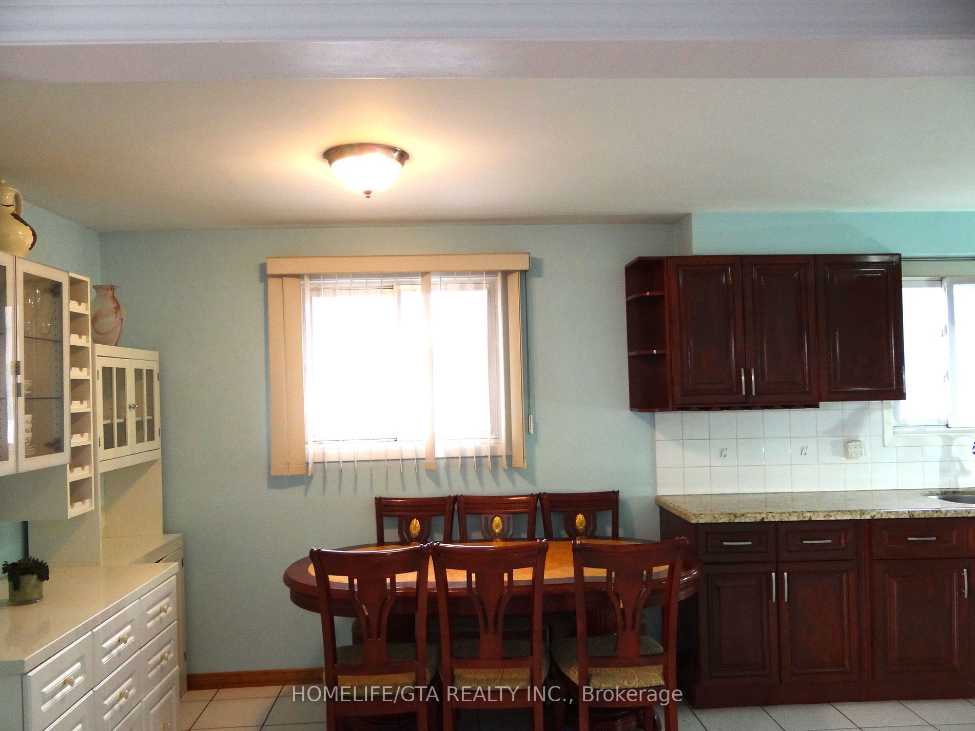 23 Paradelle Cres