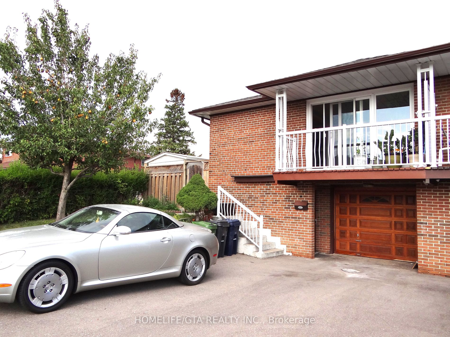 23 Paradelle Cres
