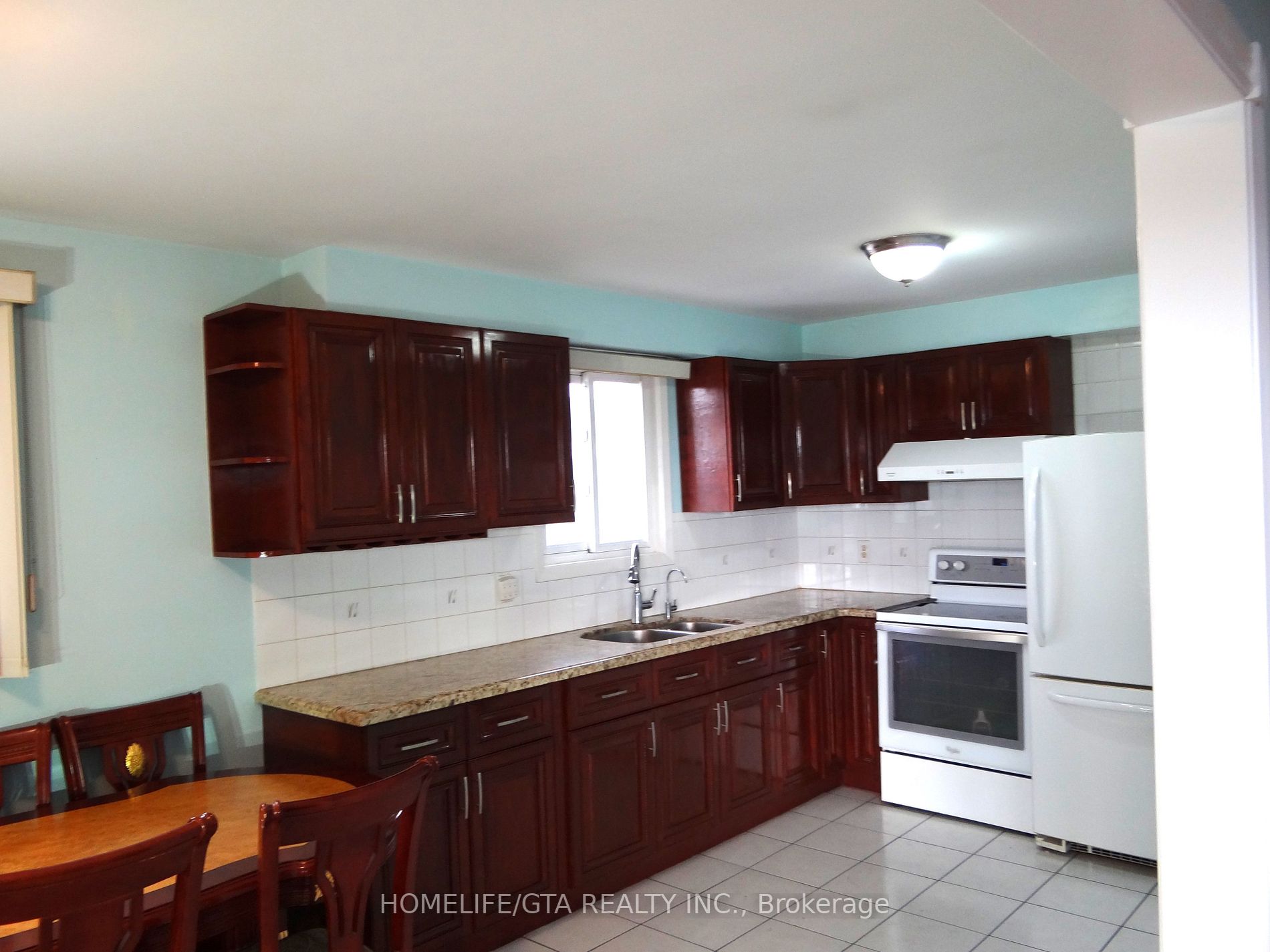 23 Paradelle Cres