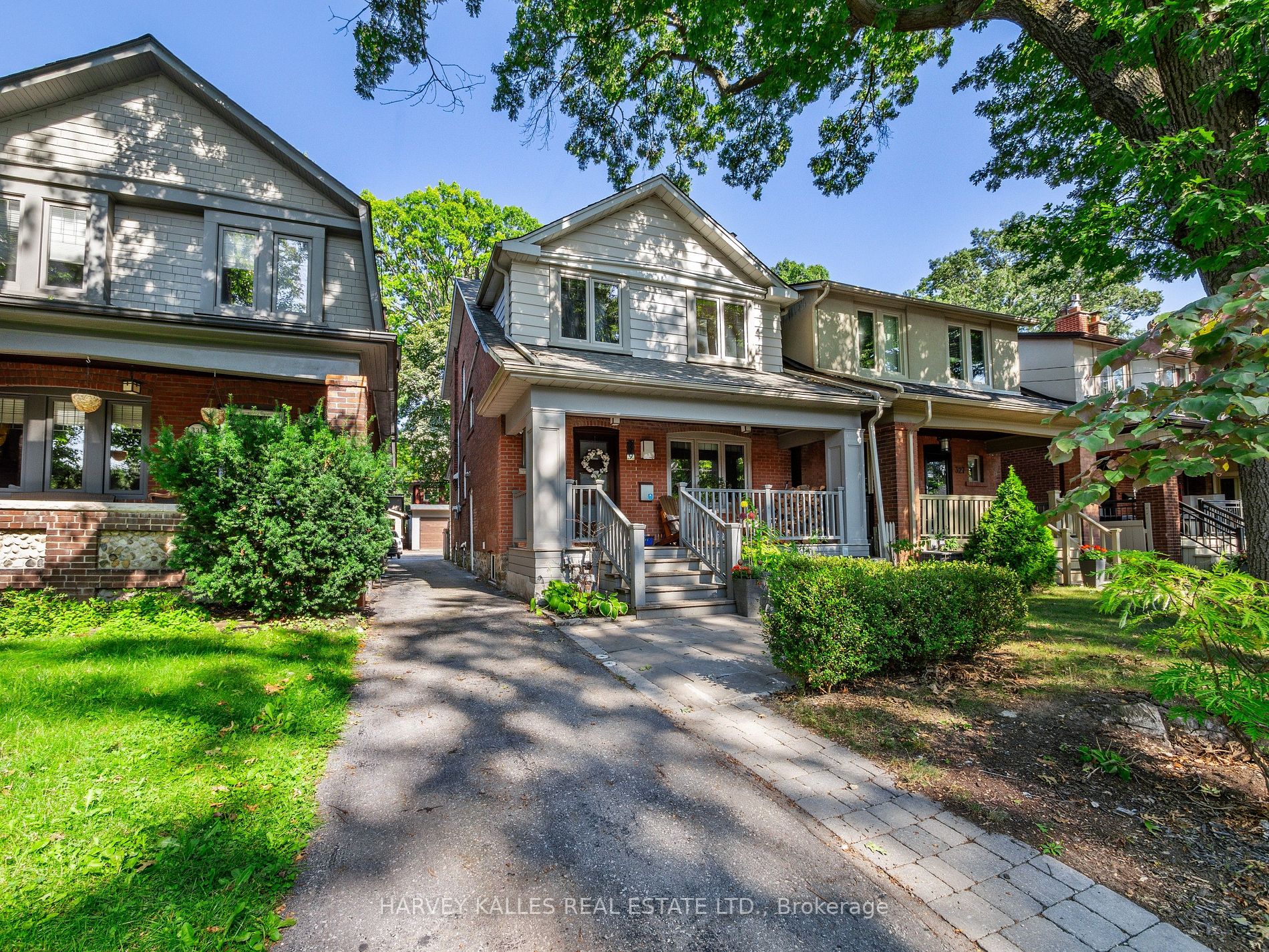 329 Armadale Ave