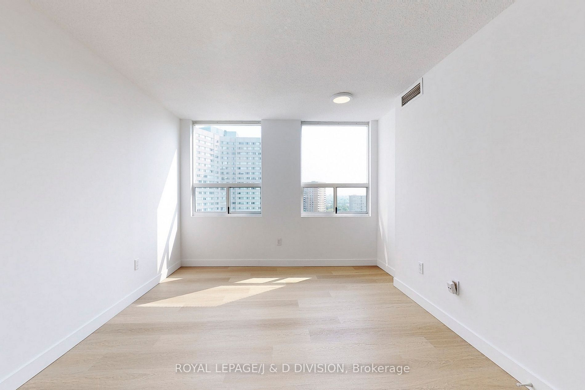 Listing W7011744 - Large Photo # 24