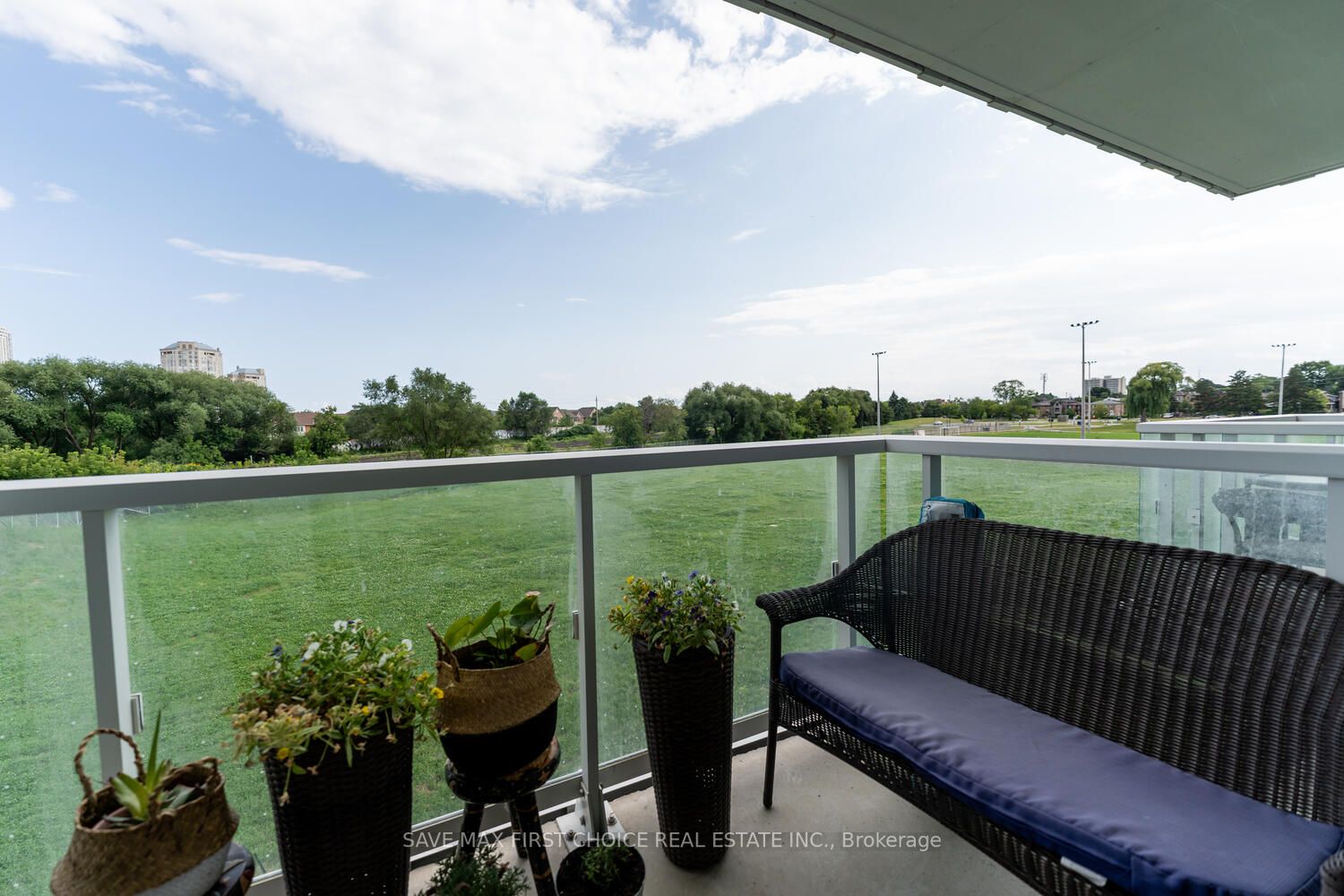 251 Manitoba St, #316
