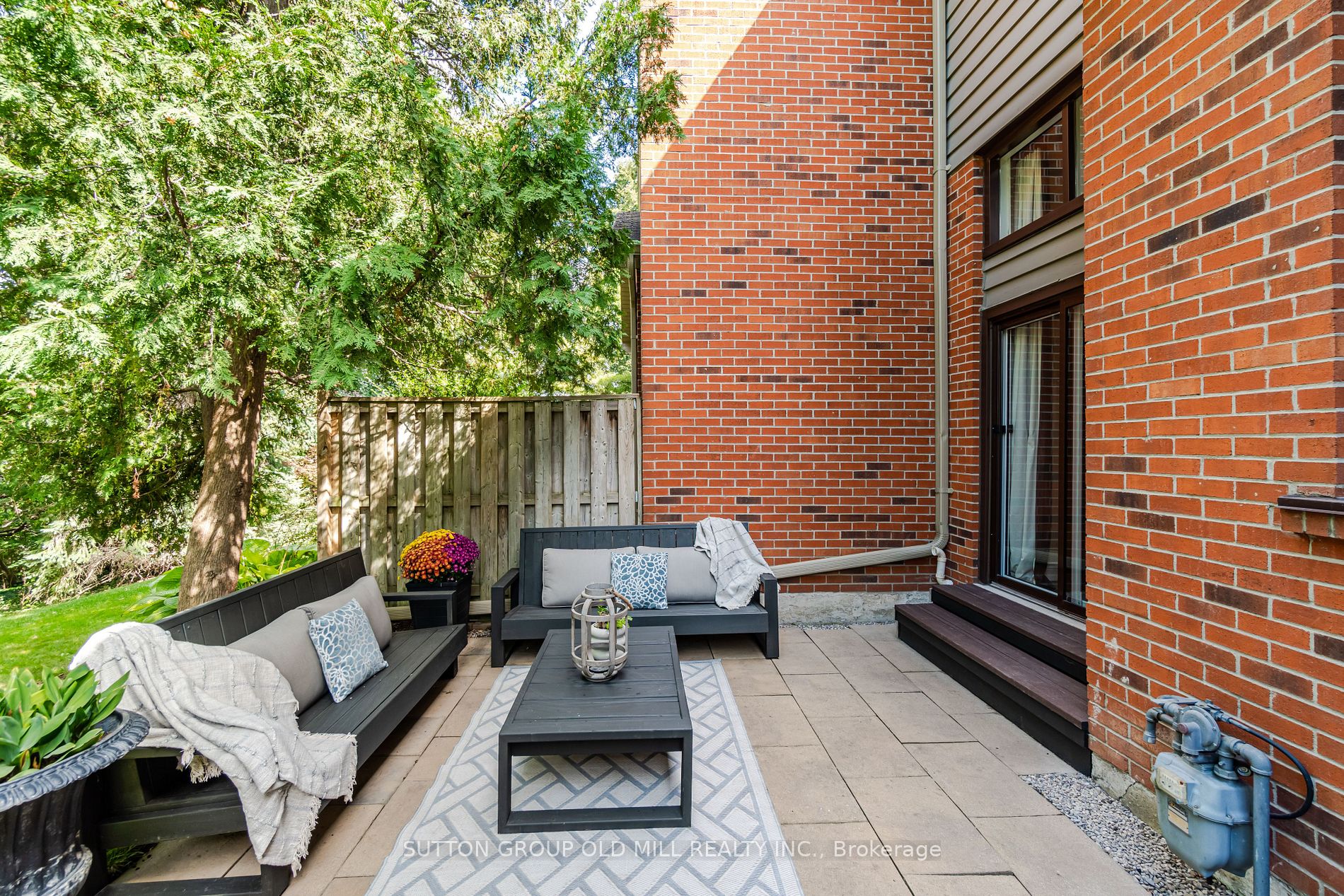 1855 Maple Ridge Drive, #39
