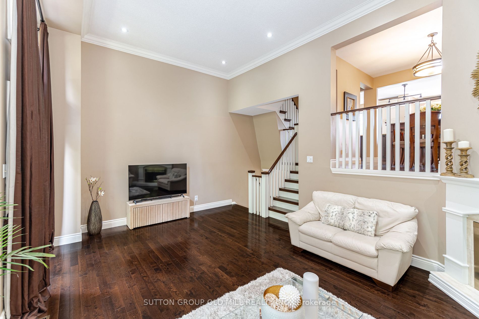 1855 Maple Ridge Drive, #39