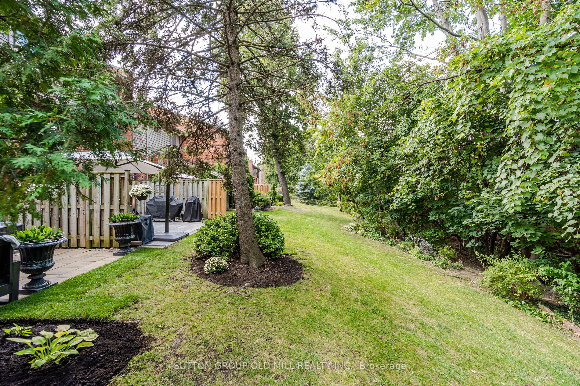 1855 Maple Ridge Dr, #39