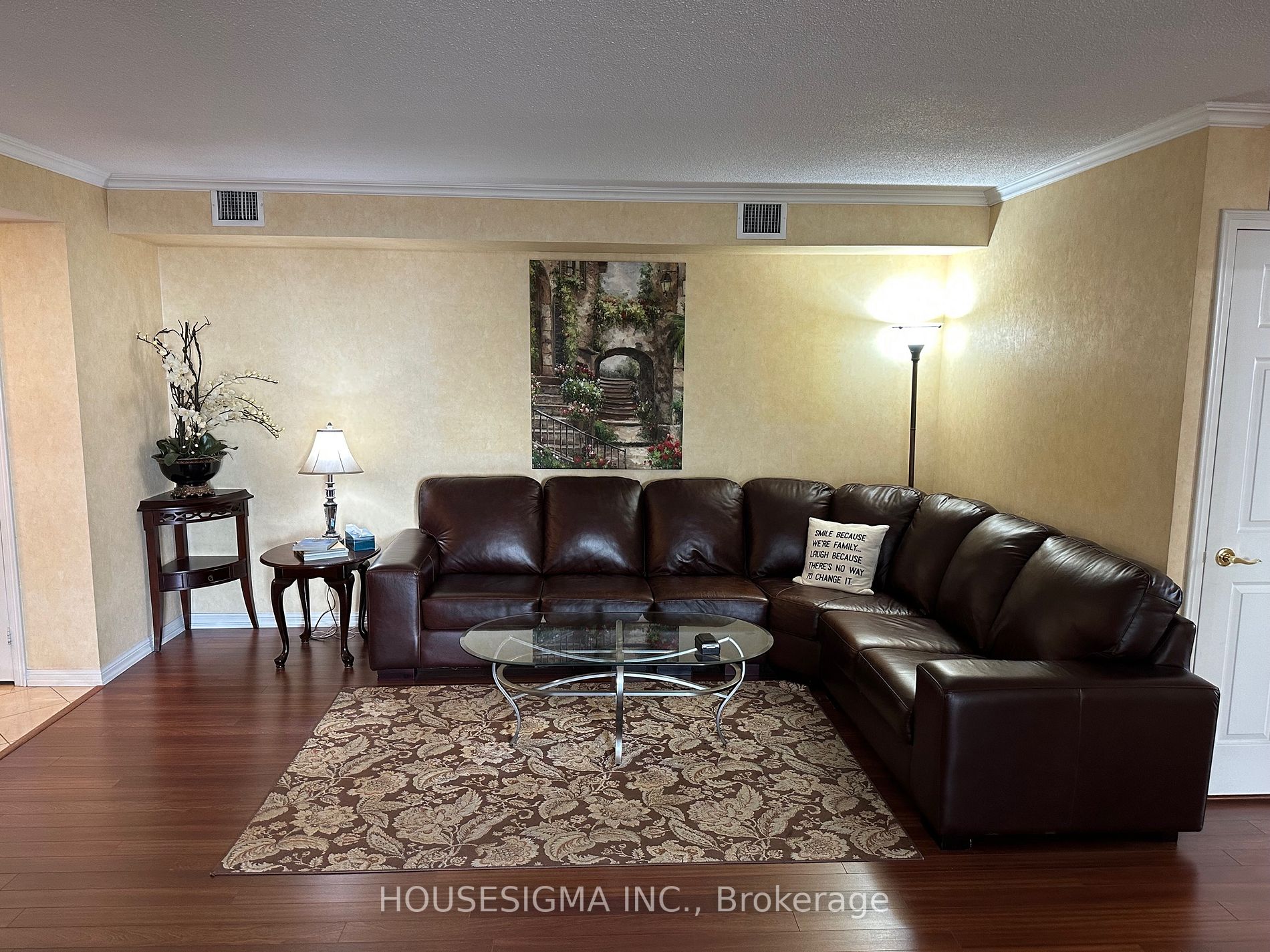 95 La Rose Ave, #1205