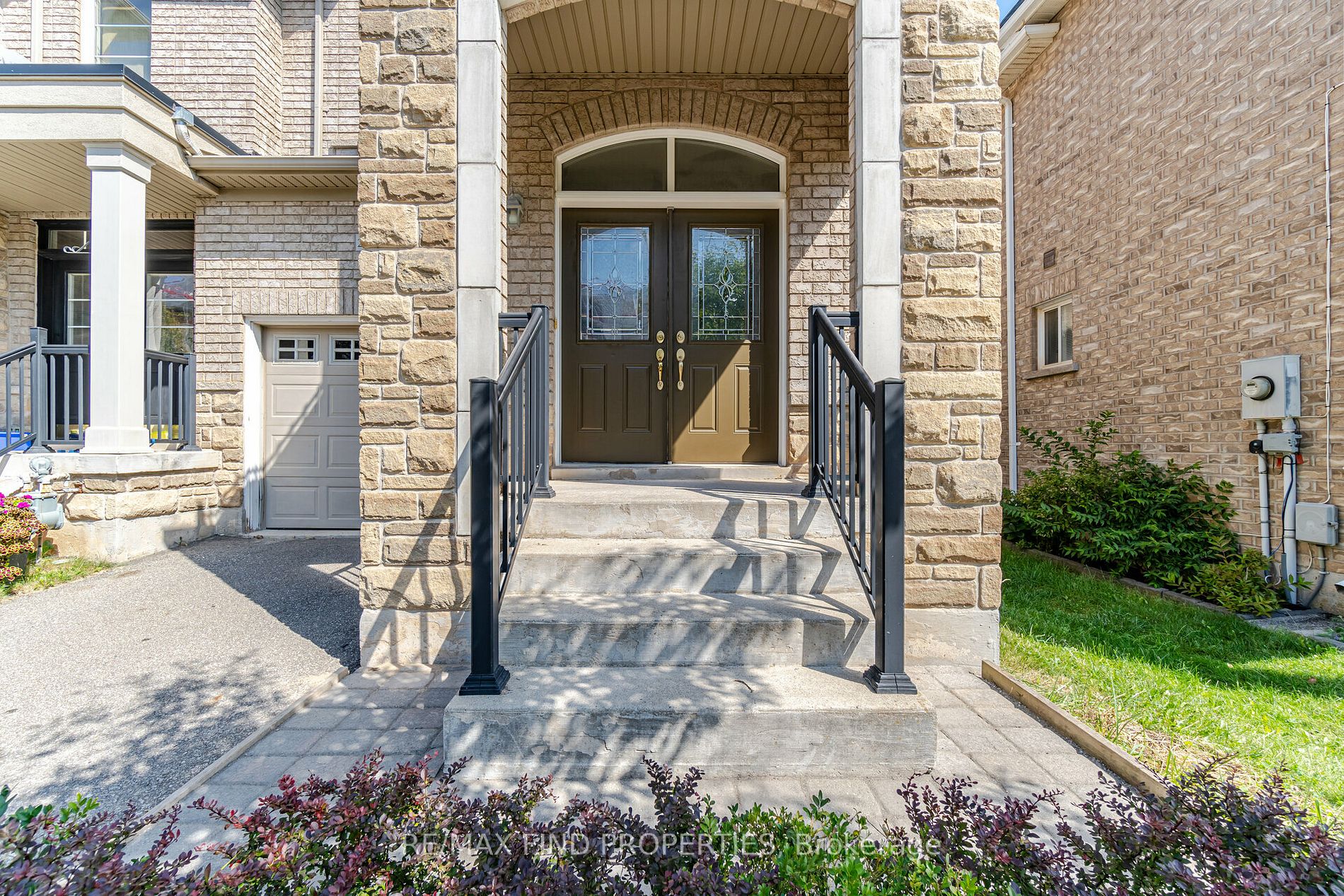 2371 Baronwood Dr