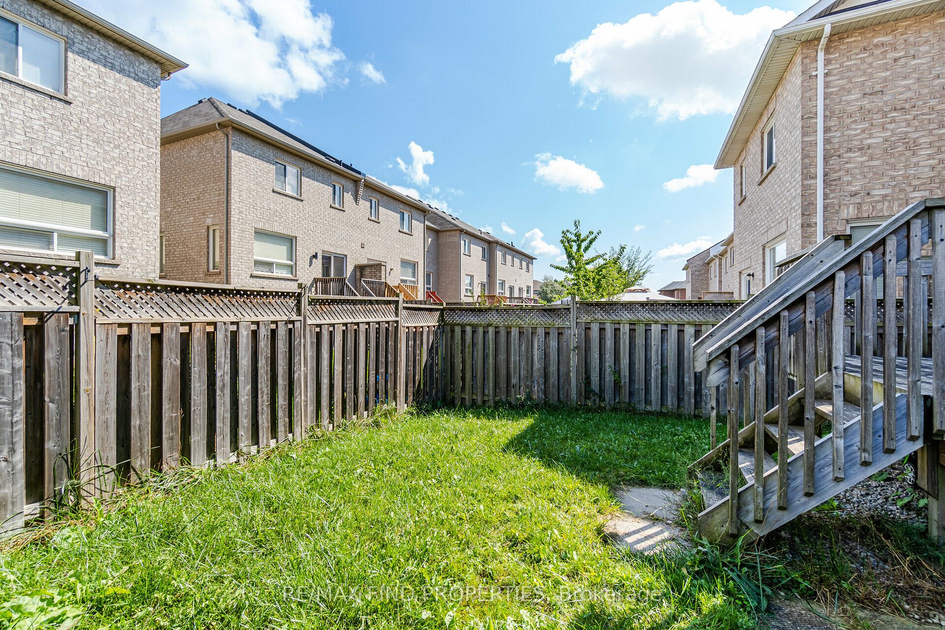 2371 Baronwood Dr