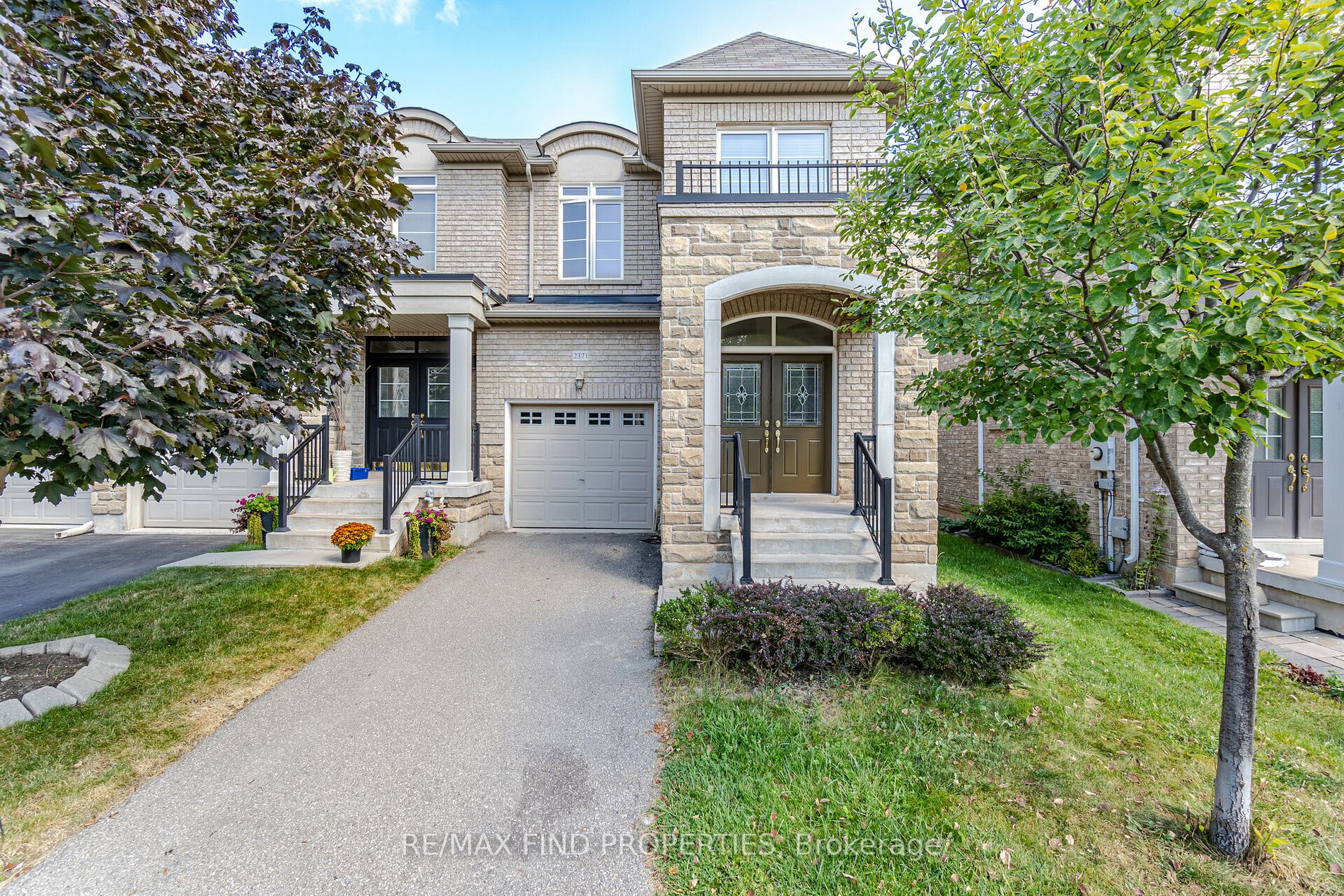 2371 Baronwood Dr