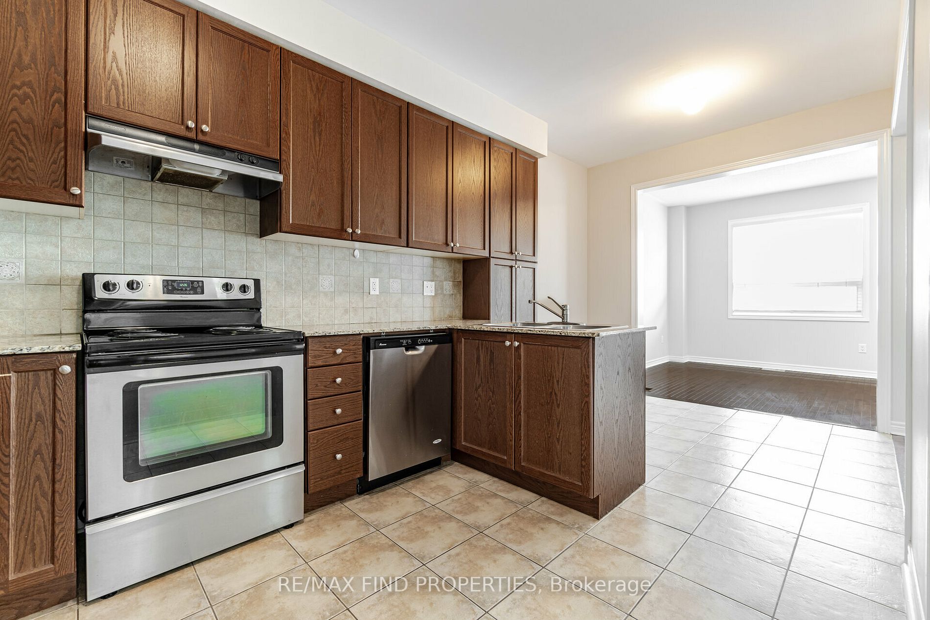 2371 Baronwood Dr