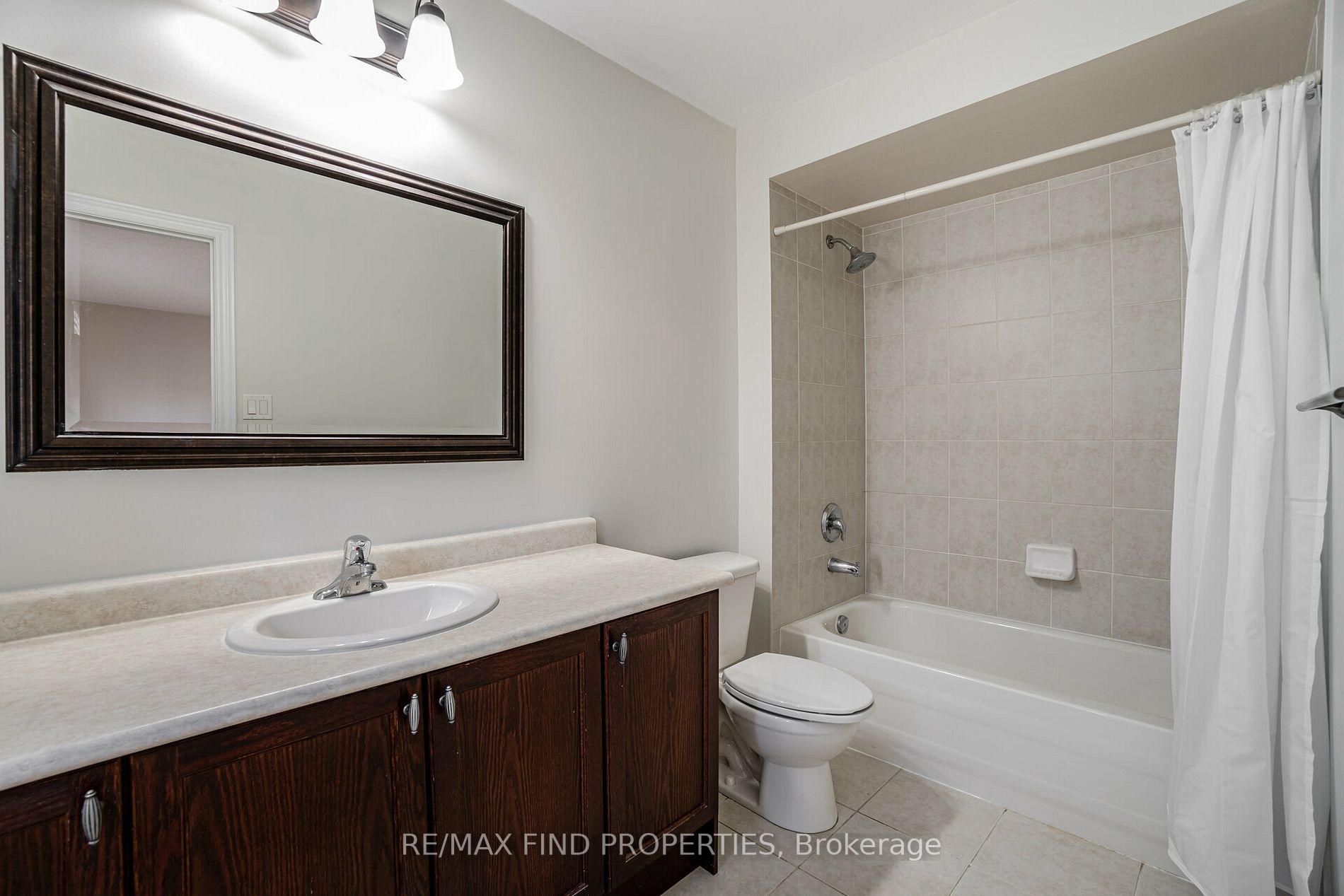 2371 Baronwood Dr