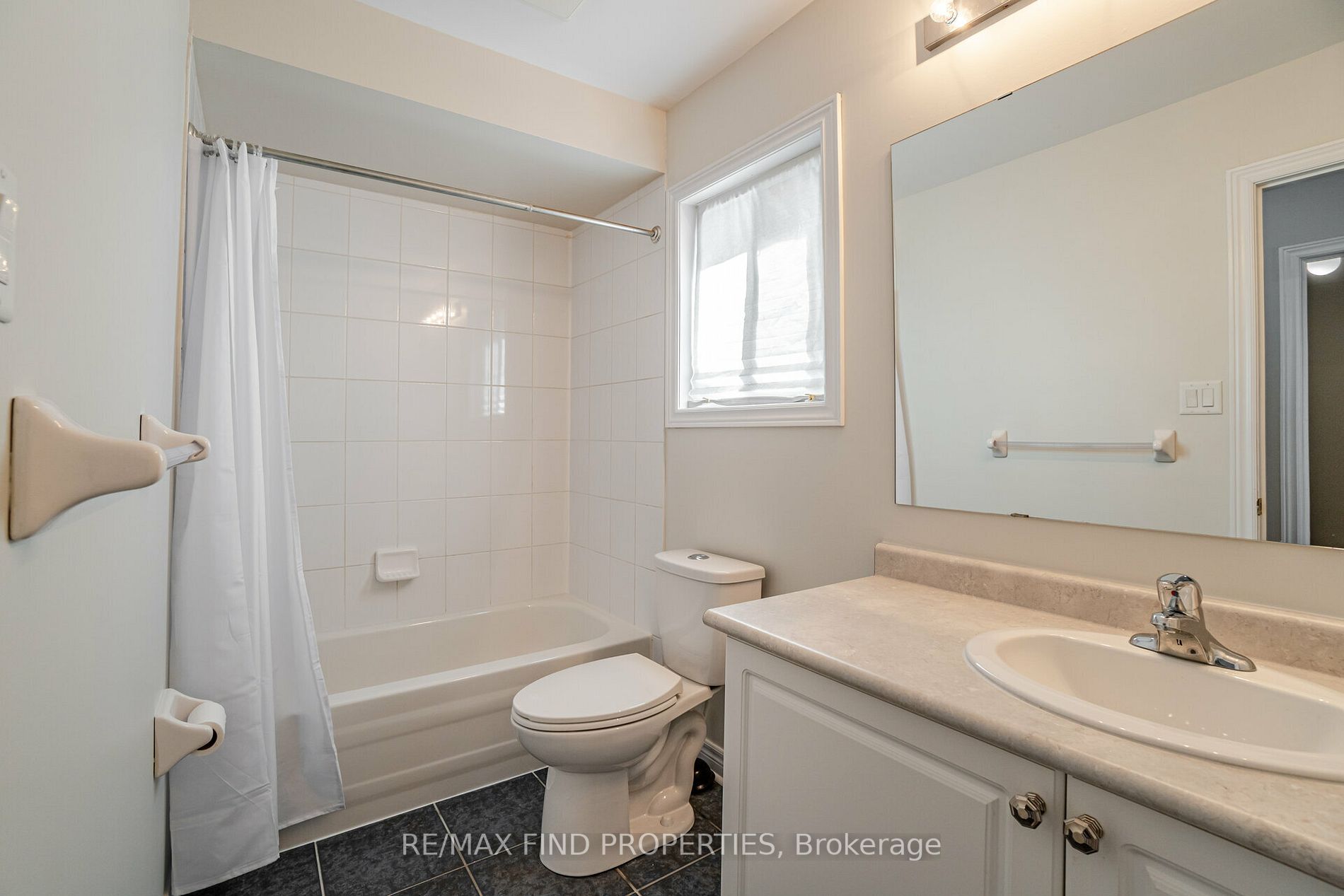 2371 Baronwood Dr