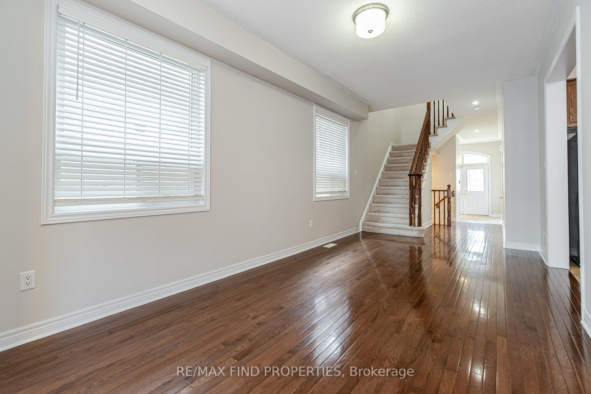 2371 Baronwood Dr