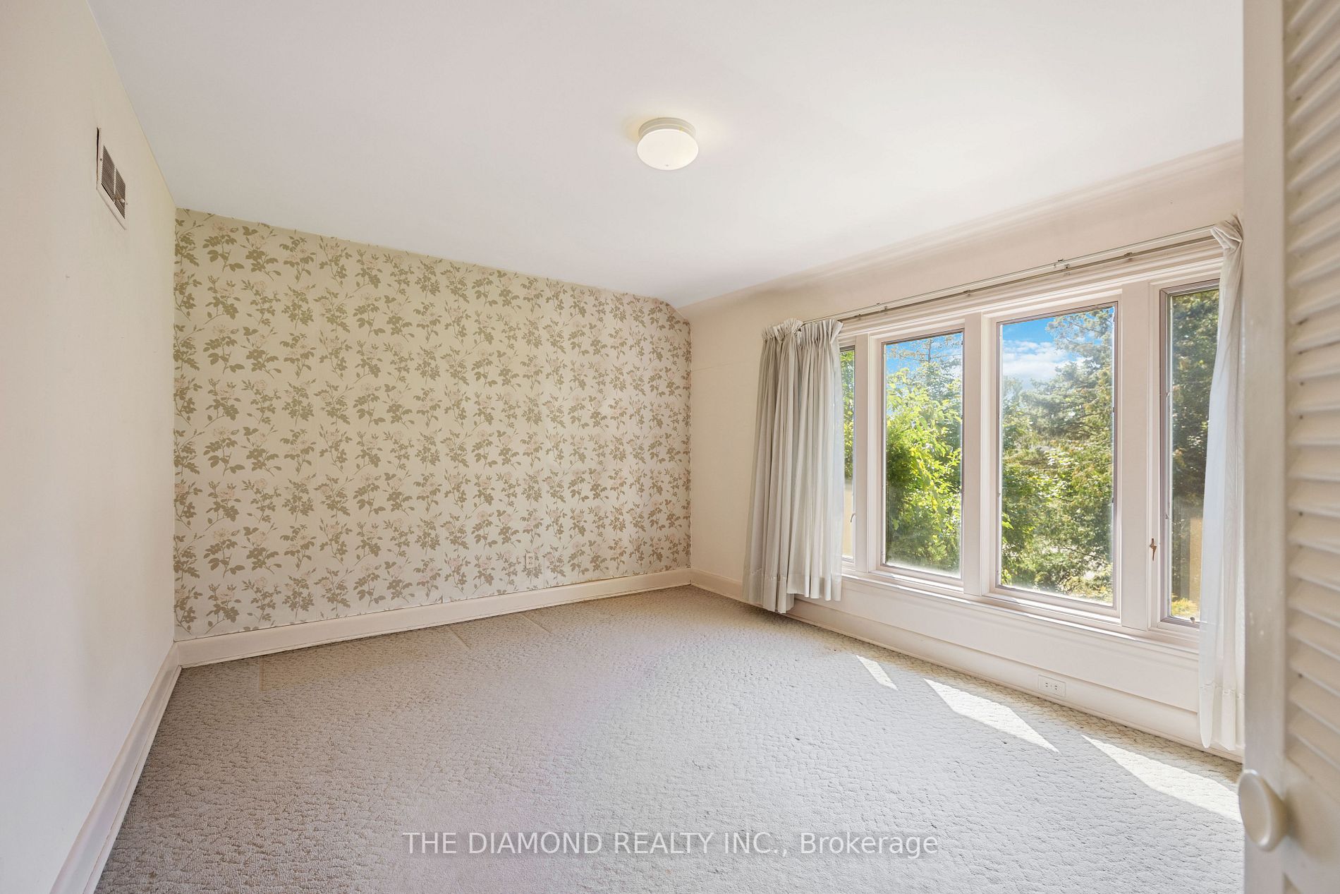 7 Greenford Rd
