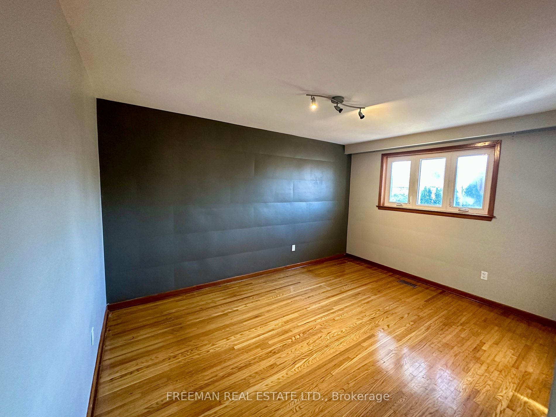 50 Lemonwood Drive